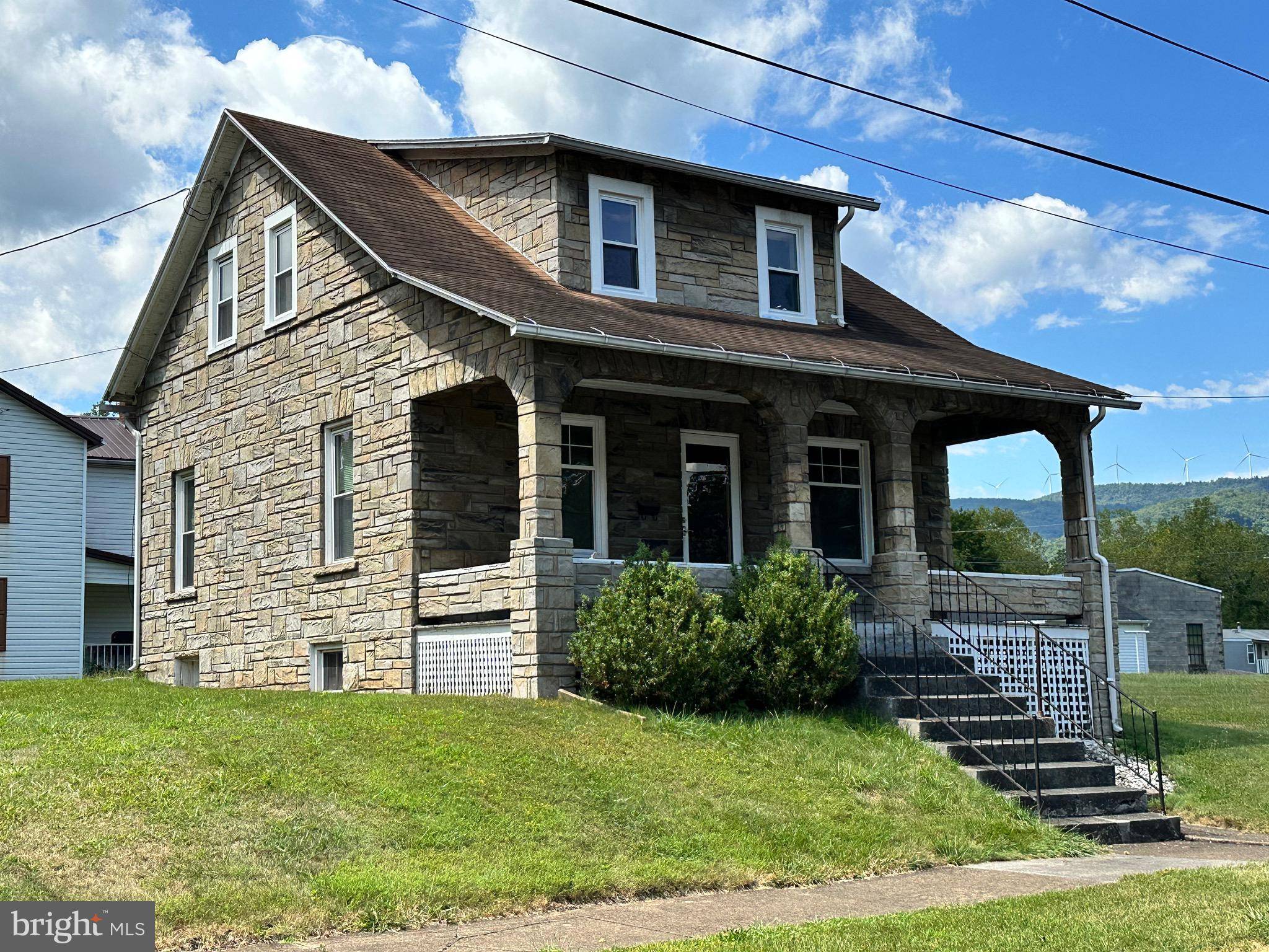 Keyser, WV 26726,200 MAPLE AVE