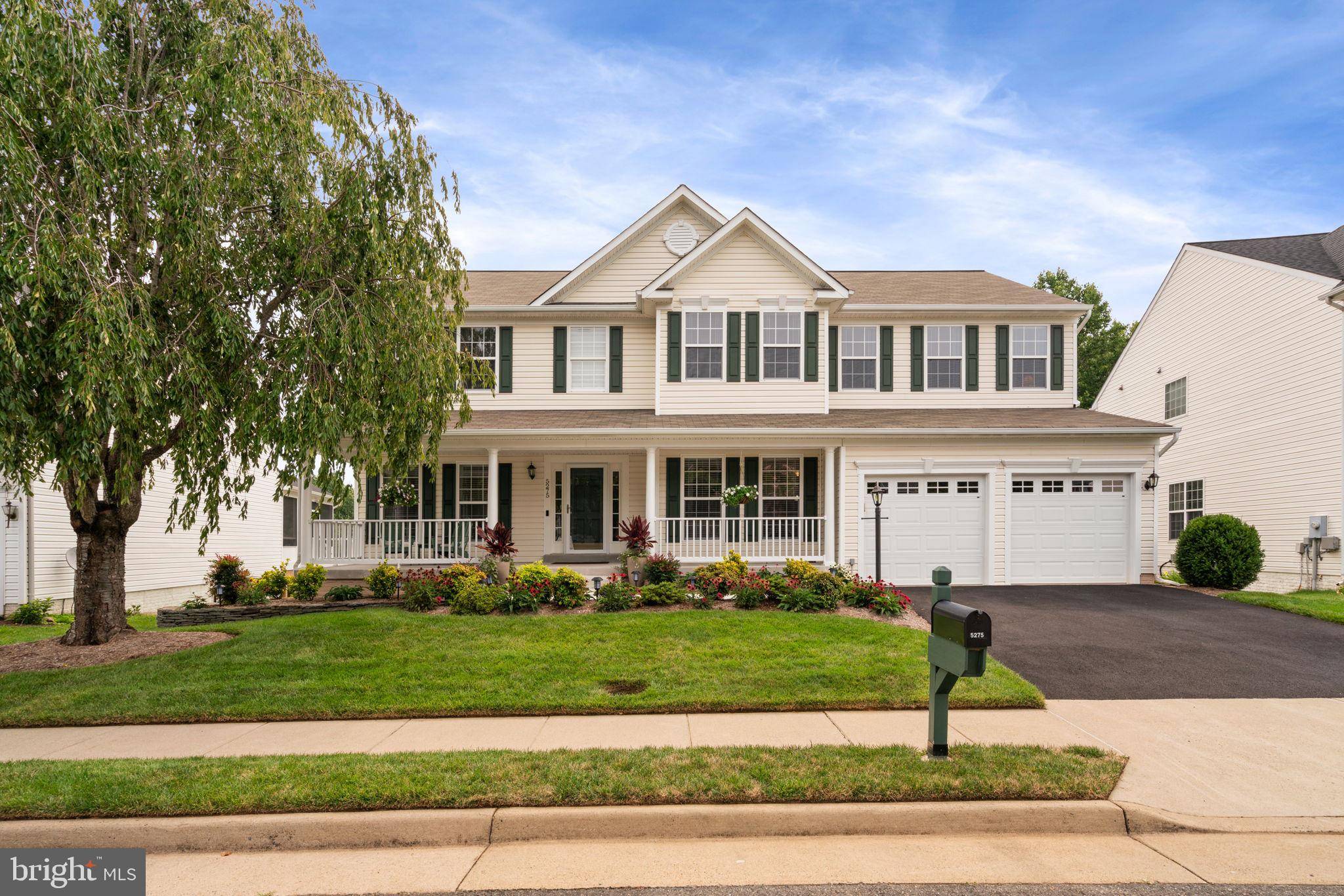 Woodbridge, VA 22193,5275 DAYBREAK LN