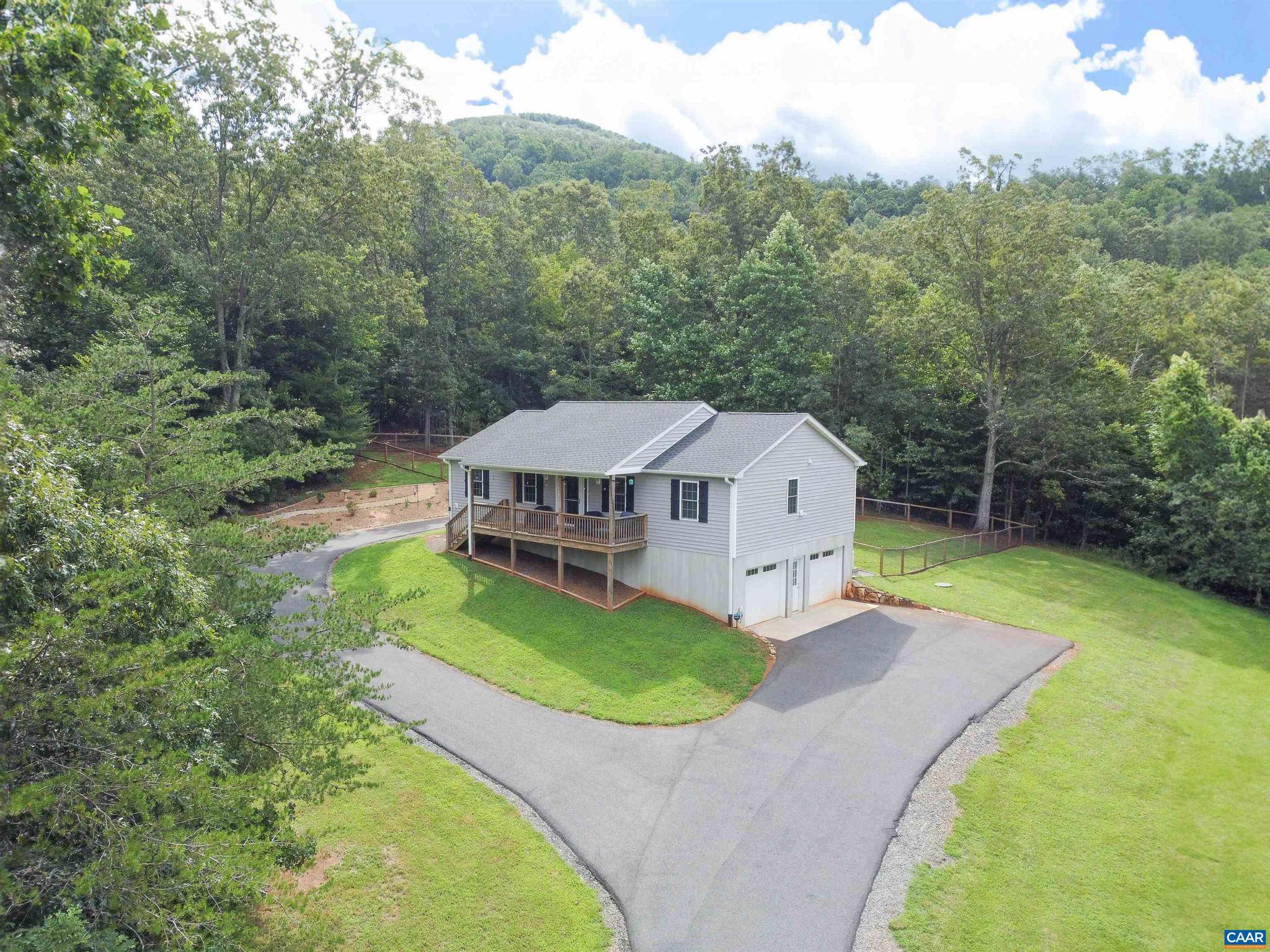 Faber, VA 22938,219 MOSBY LN