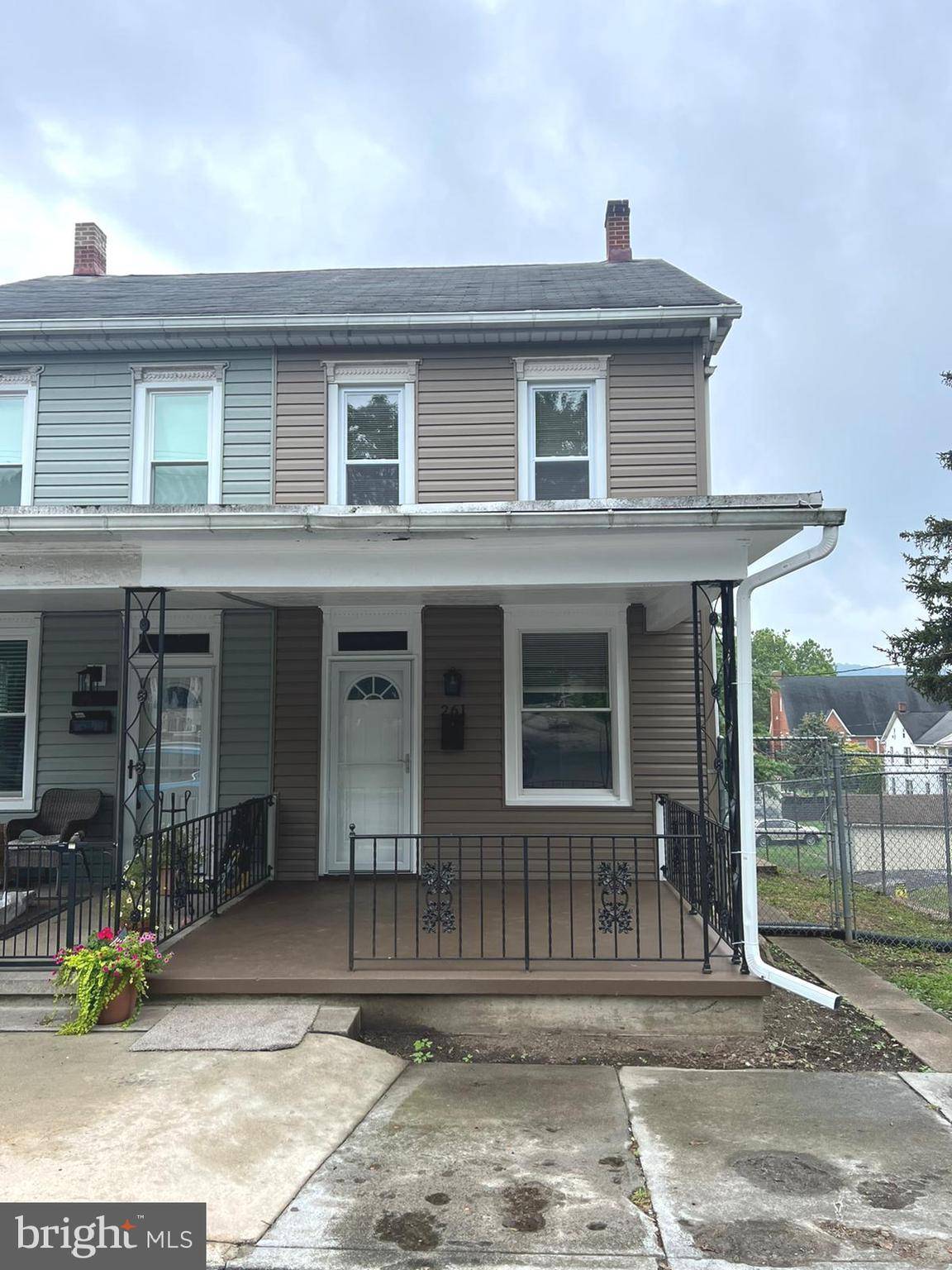 Highspire, PA 17034,261 MARKET ST