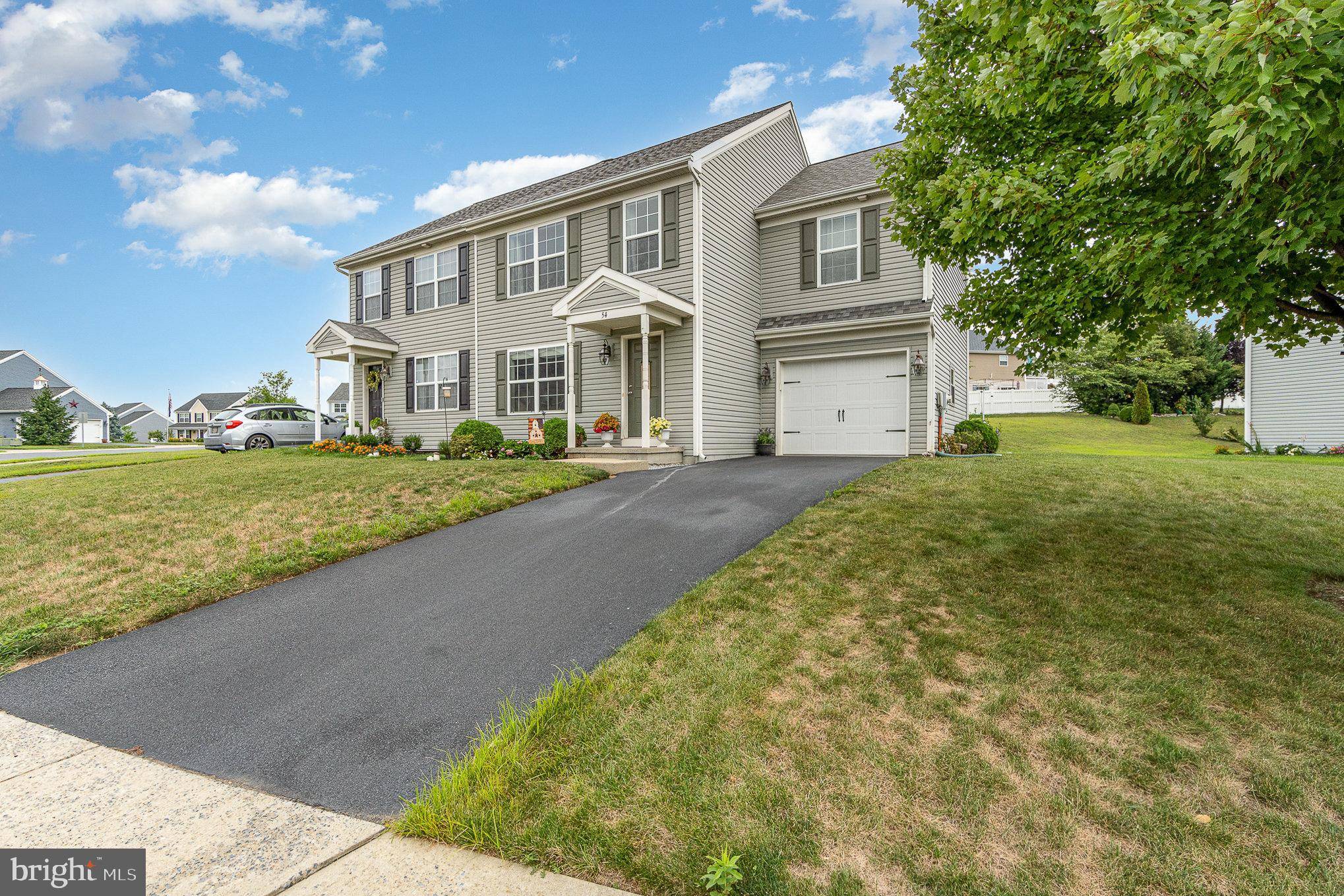 Ephrata, PA 17522,54 SILVER MAPLE CIR