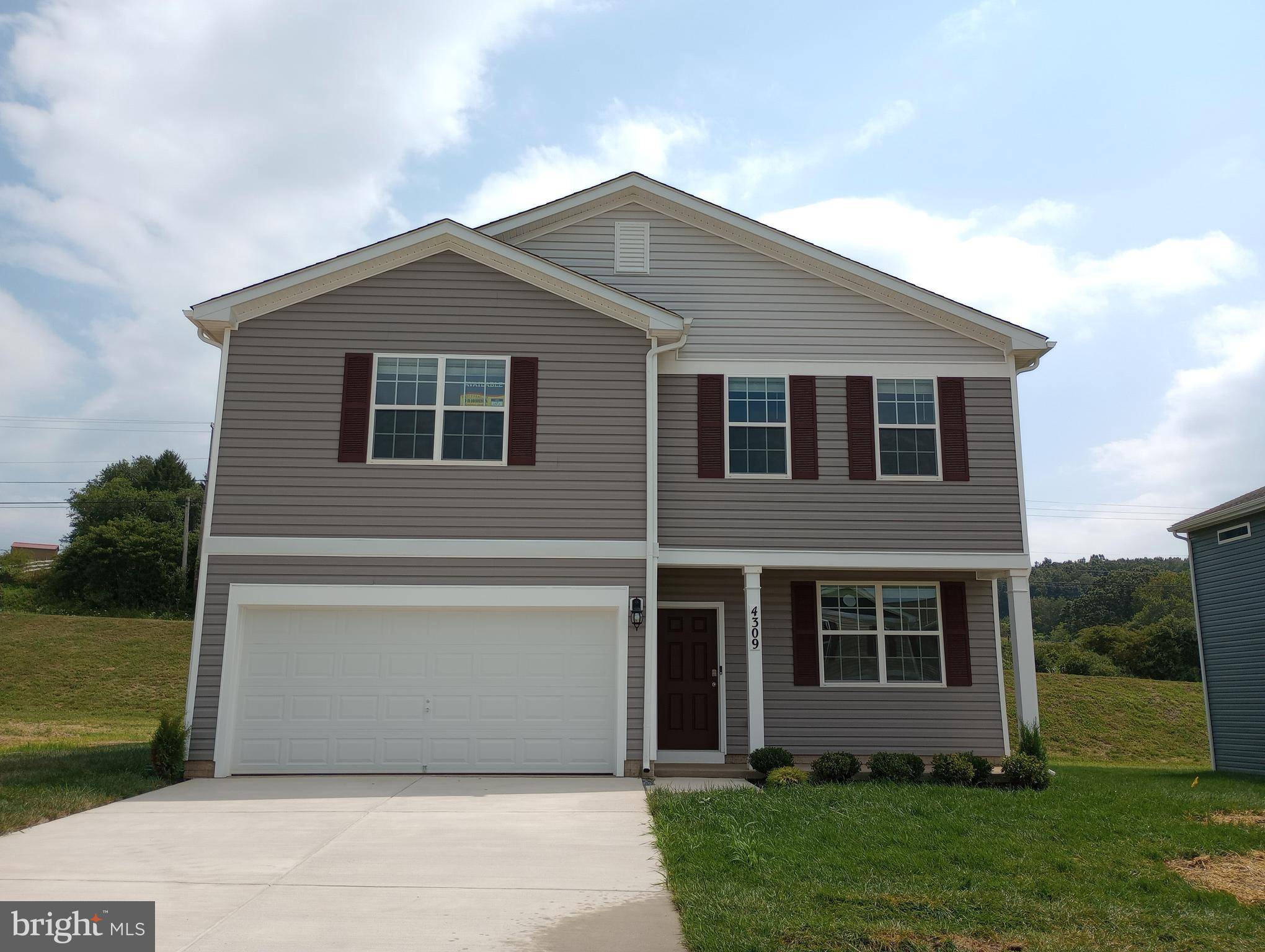 Spring Grove, PA 17362,4309 BRENT DR