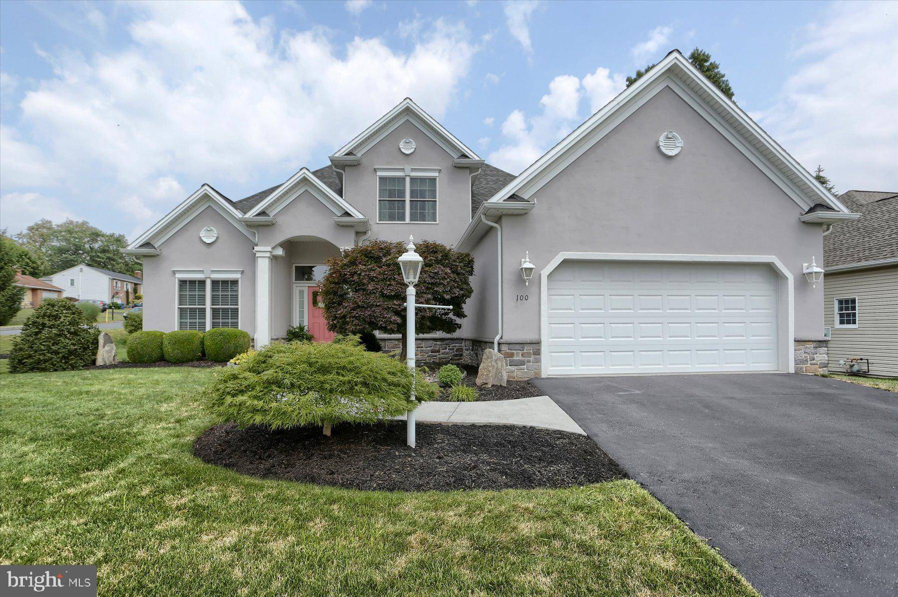 Mechanicsburg, PA 17055,100 STANDLAKE WAY