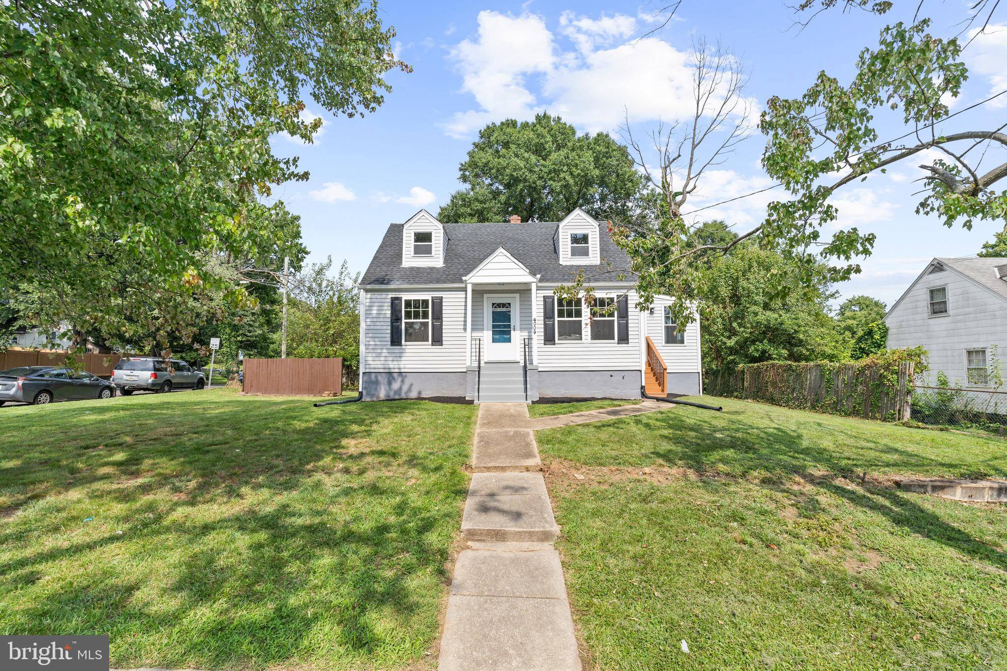 Hyattsville, MD 20784,4009 74TH PL