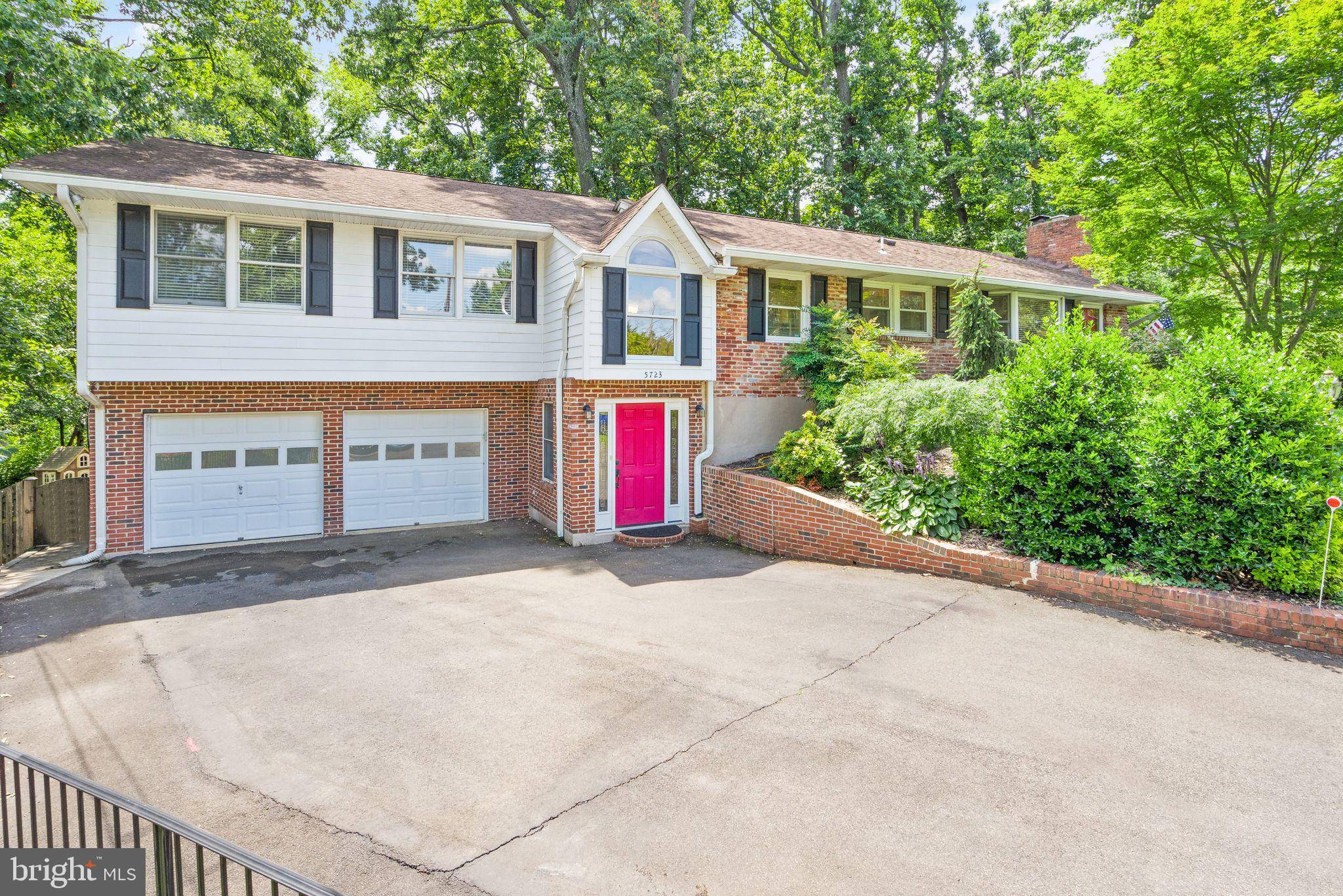 Alexandria, VA 22310,5723 OAK HILL PL