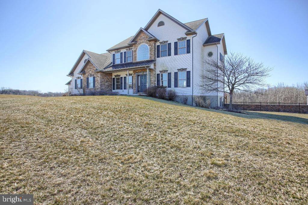 Annville, PA 17003,8 TERRACE LN