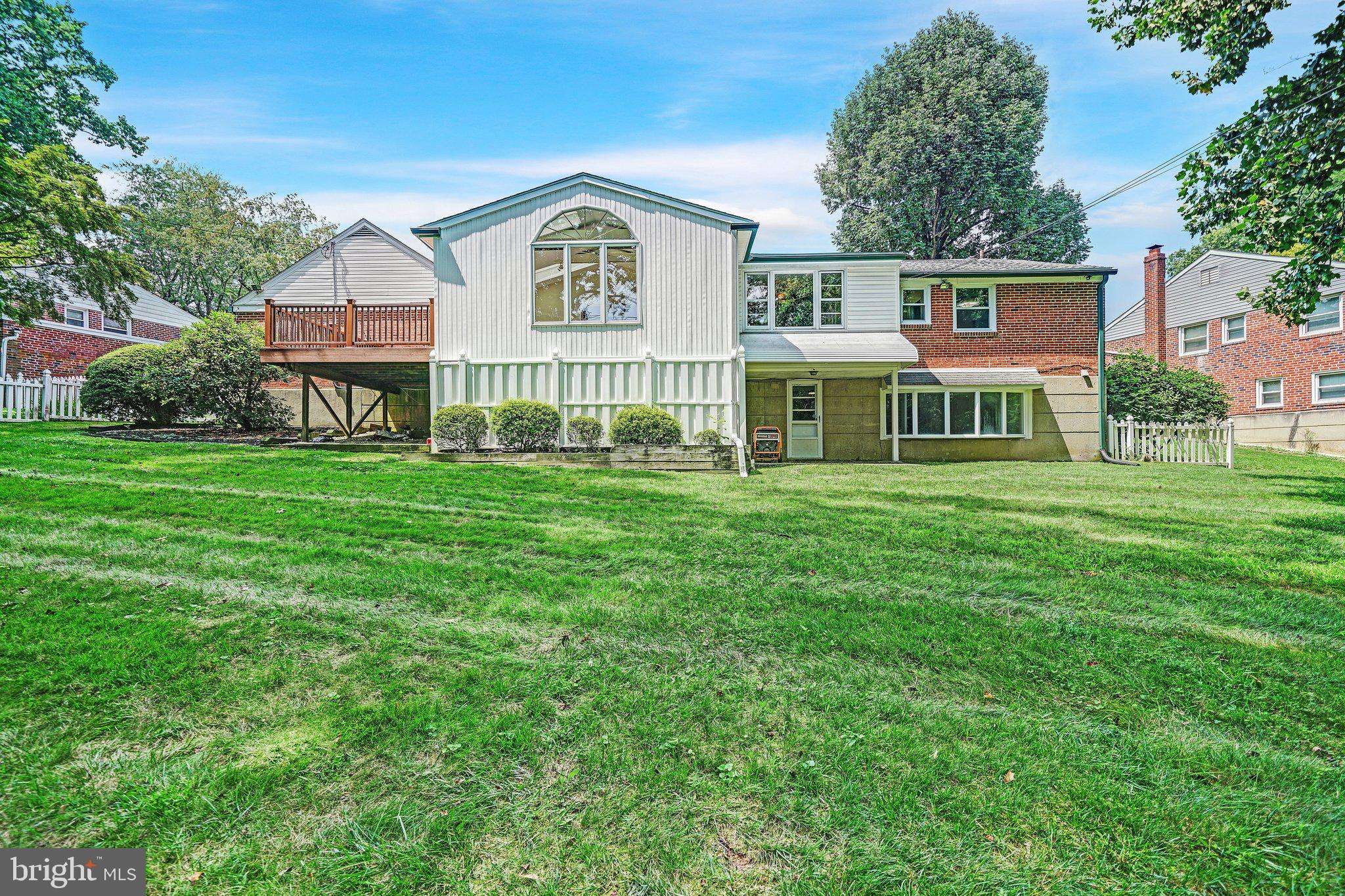 Wallingford, PA 19086,624 MORRIS LN