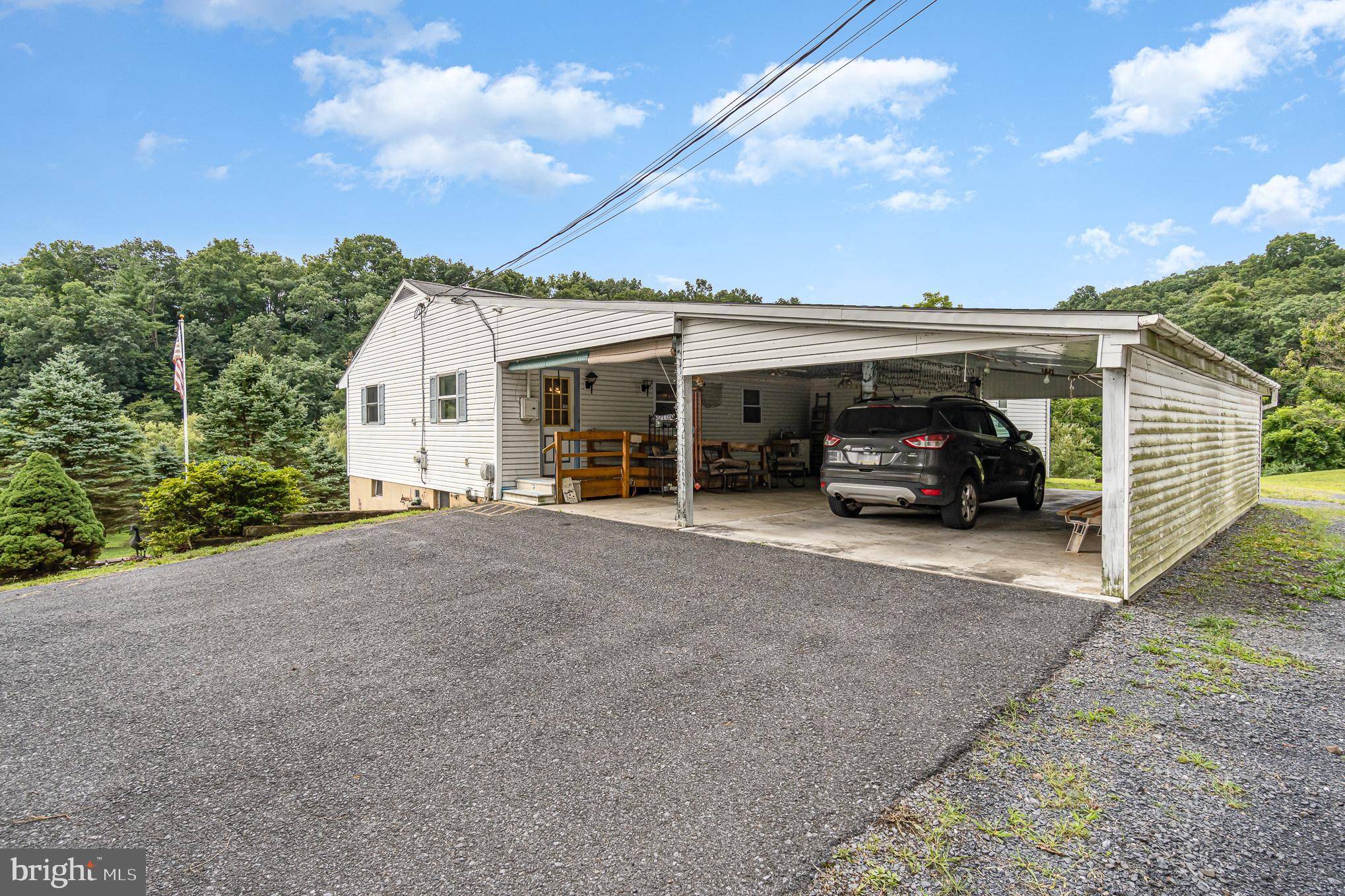 Duncannon, PA 17020,15 BERGER LN