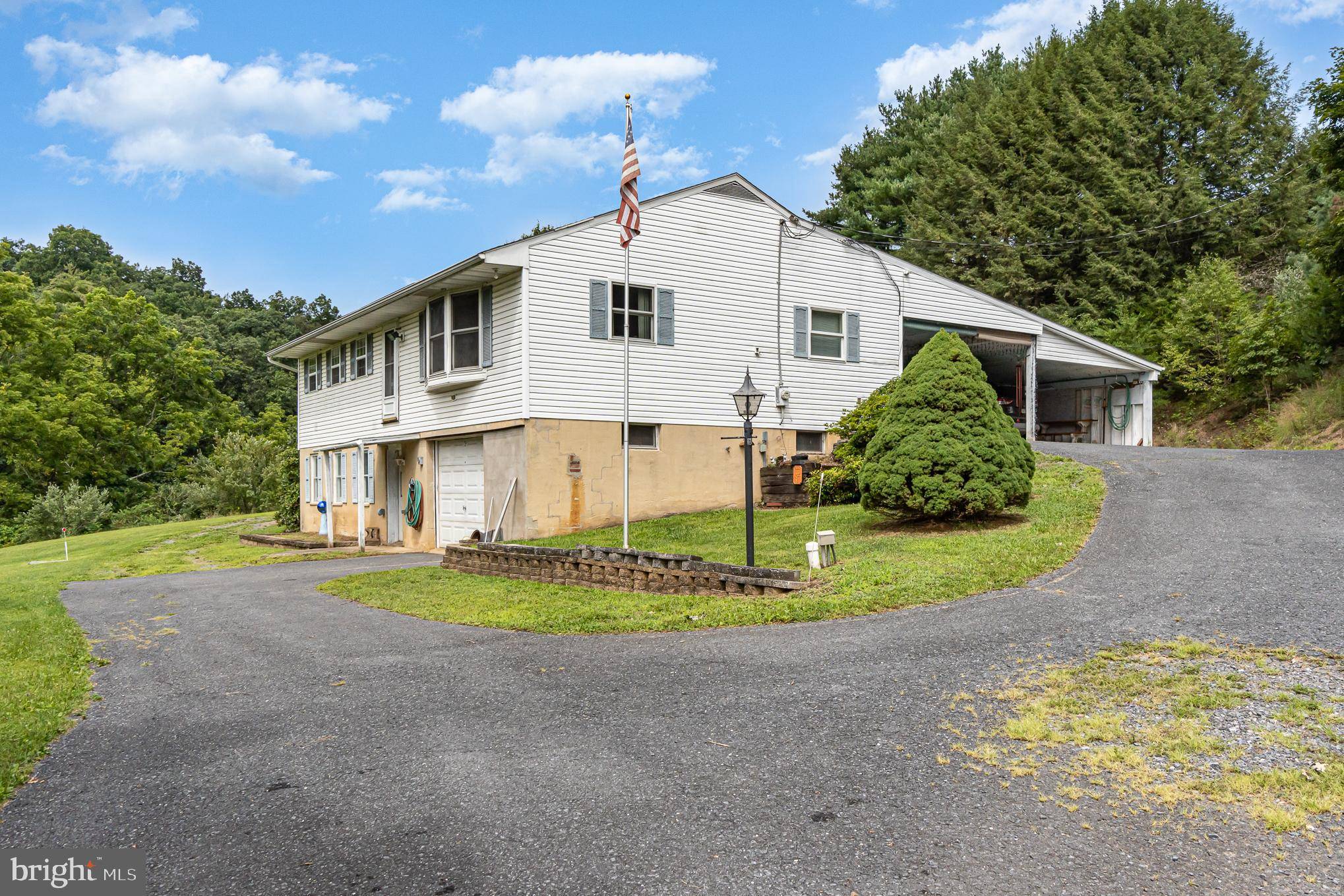 Duncannon, PA 17020,15 BERGER LN