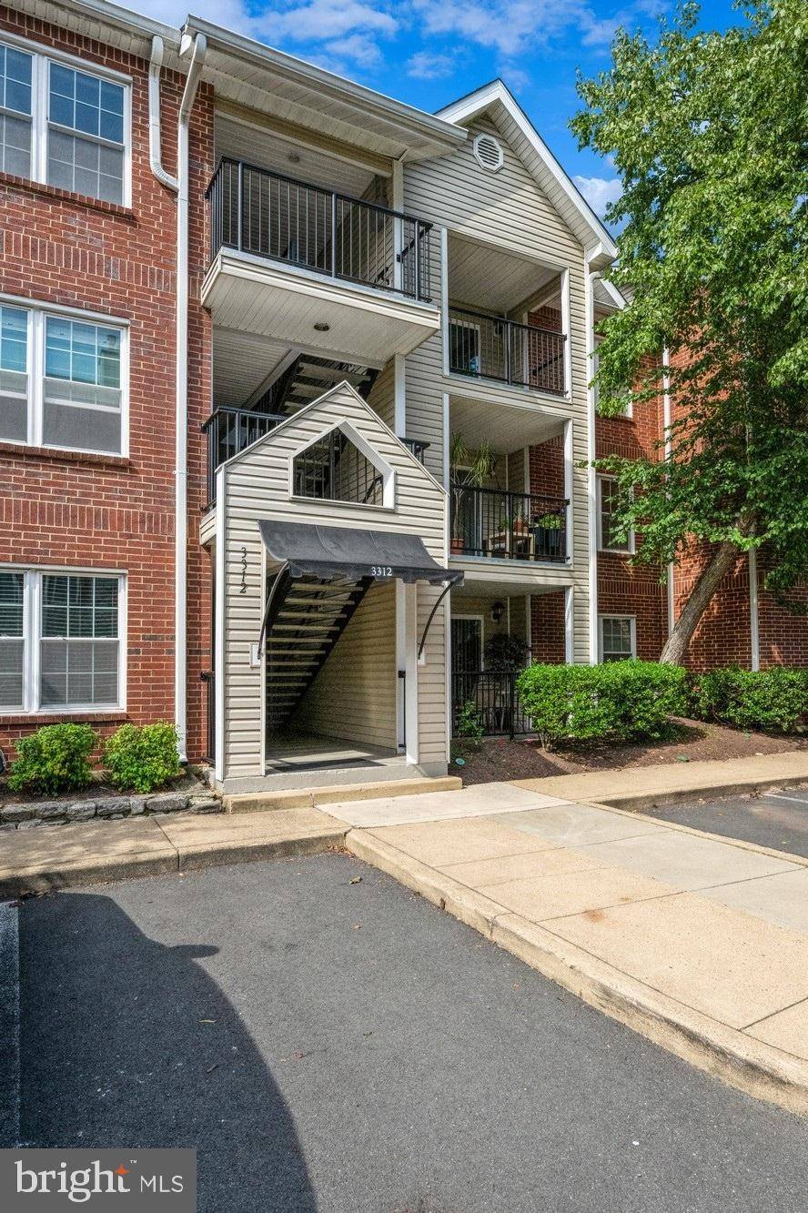 Alexandria, VA 22302,3312 WYNDHAM CIR #308