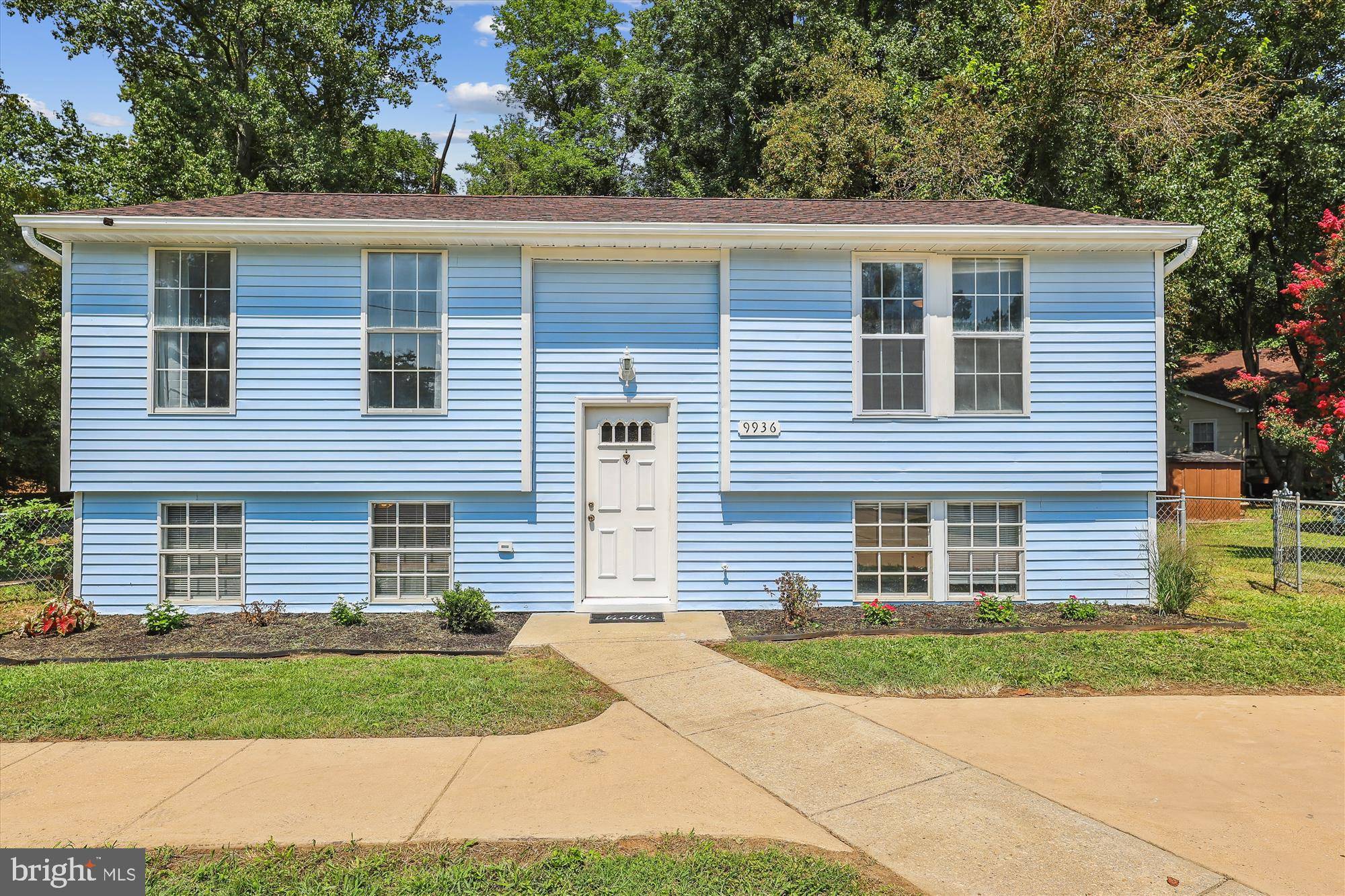 Lanham, MD 20706,9936 GRANT ST