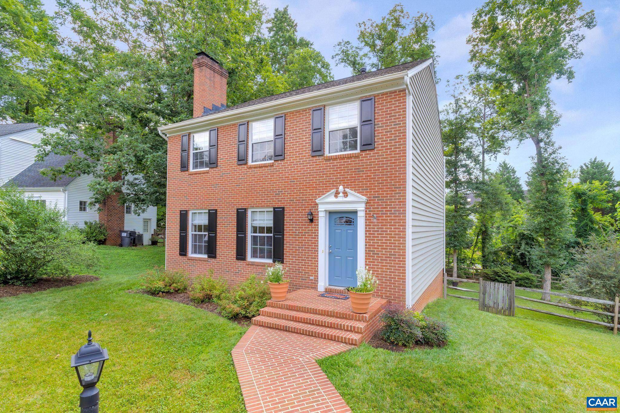 Charlottesville, VA 22911,2025 LOCKE LN