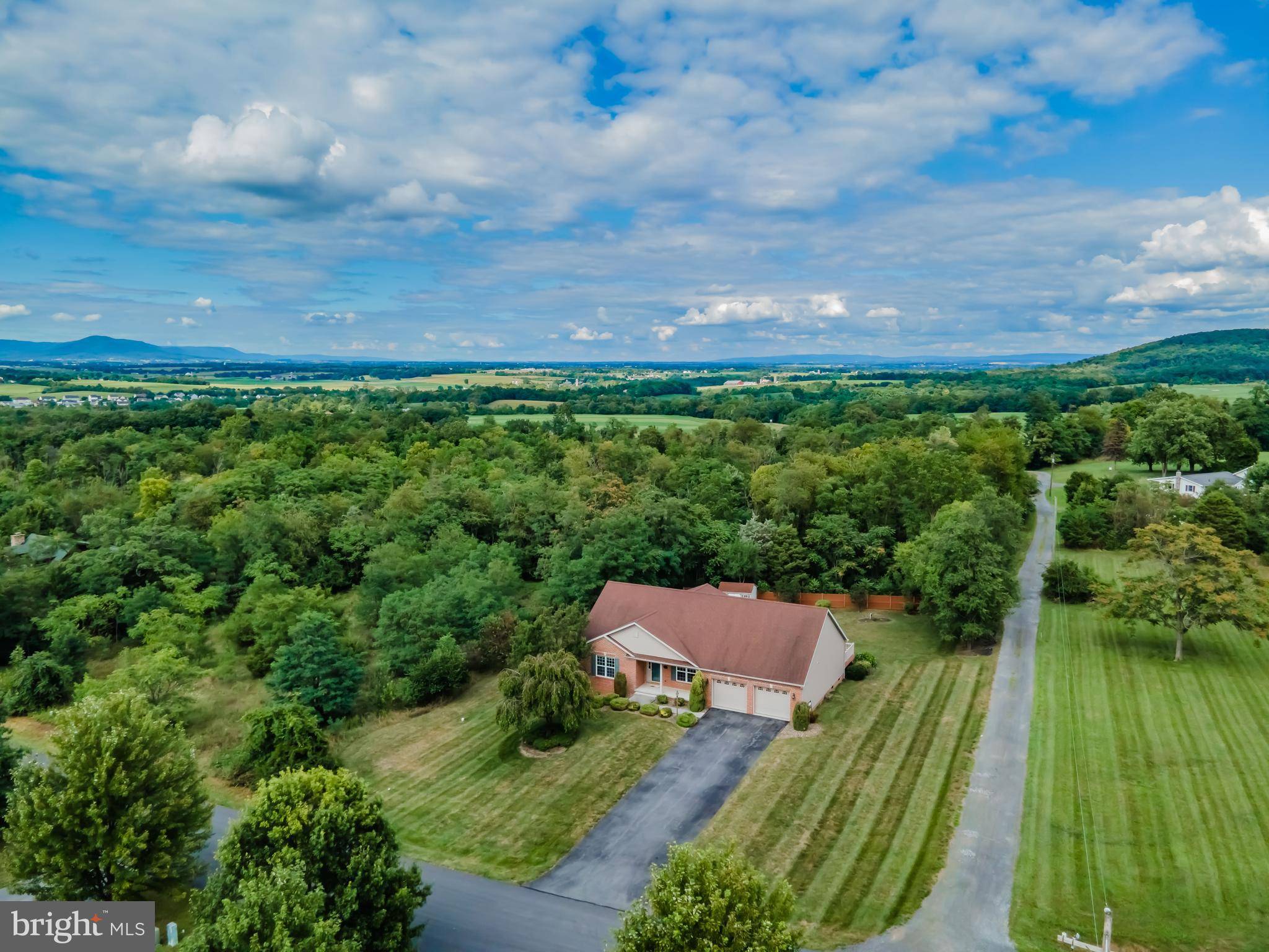 Mercersburg, PA 17236,10990 DEERWOOD DRIVE