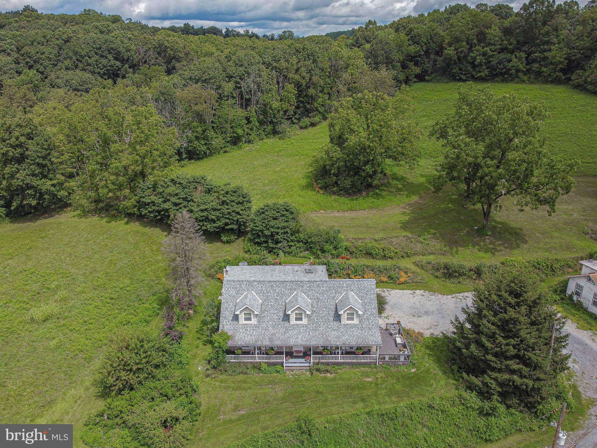 Lenhartsville, PA 19534,26 HEINLY RD