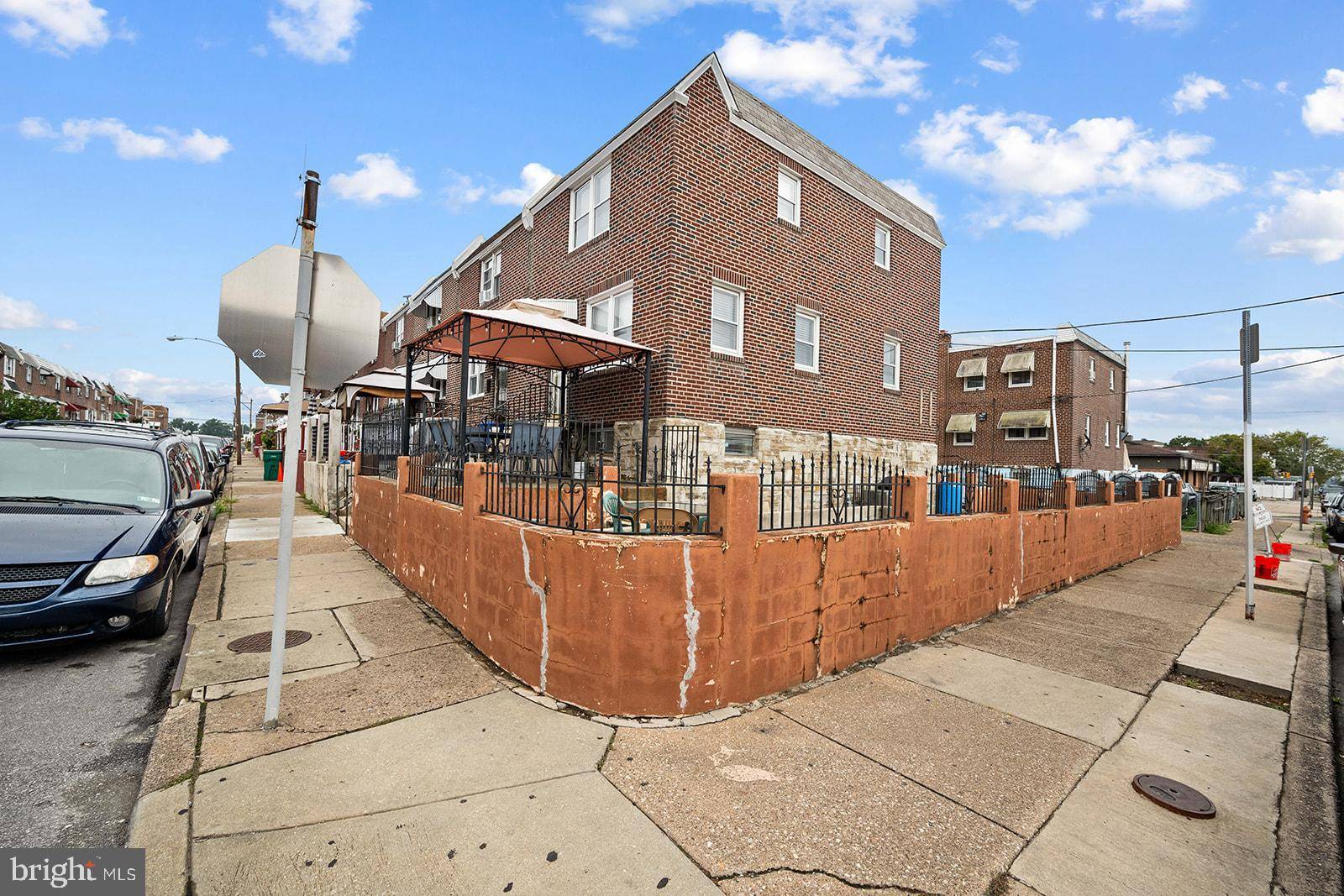 Philadelphia, PA 19124,4001 LAWNDALE ST