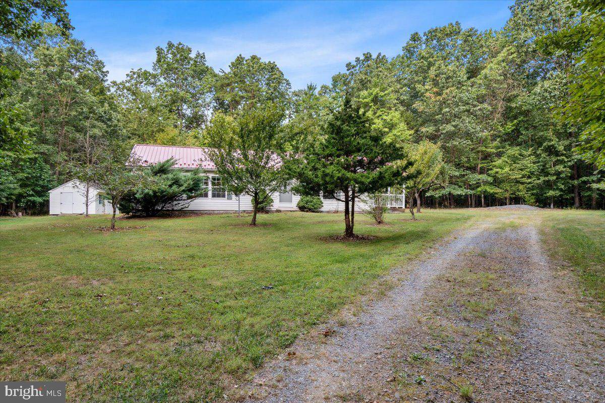 Hedgesville, WV 25427,155 FIDDLERS LN