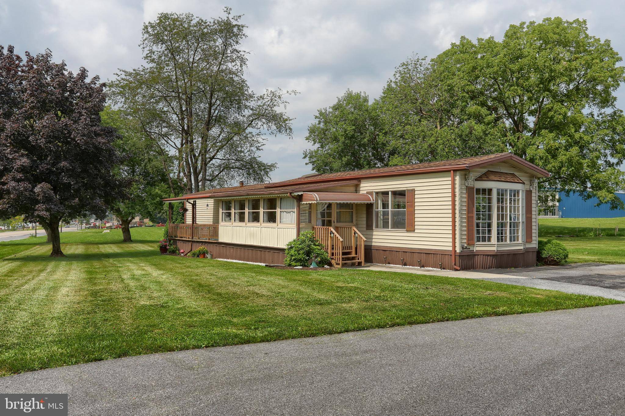 Lebanon, PA 17046,91 GREEN ACRES TRAILER CT