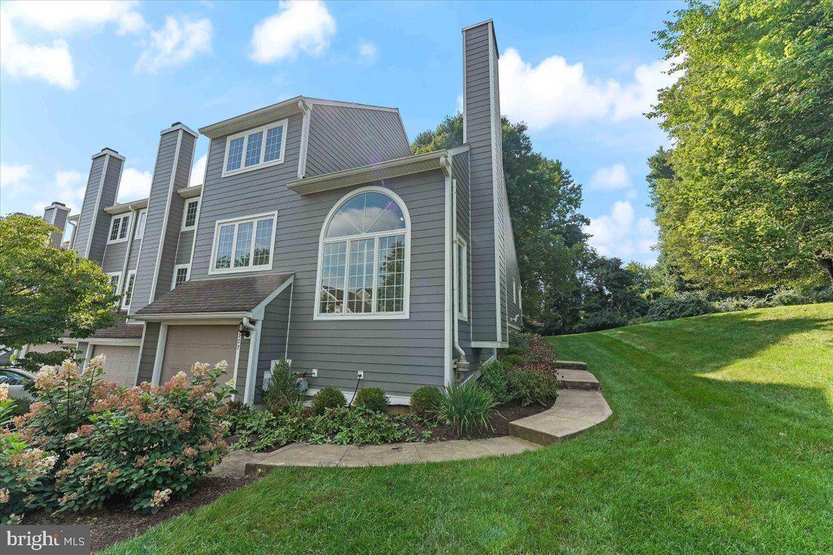 Chadds Ford, PA 19317,307 S VILLAGE LN