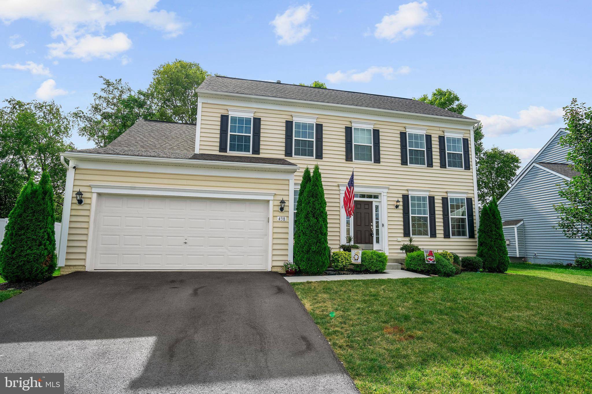 Kearneysville, WV 25430,438 DINWIDDIE WAY