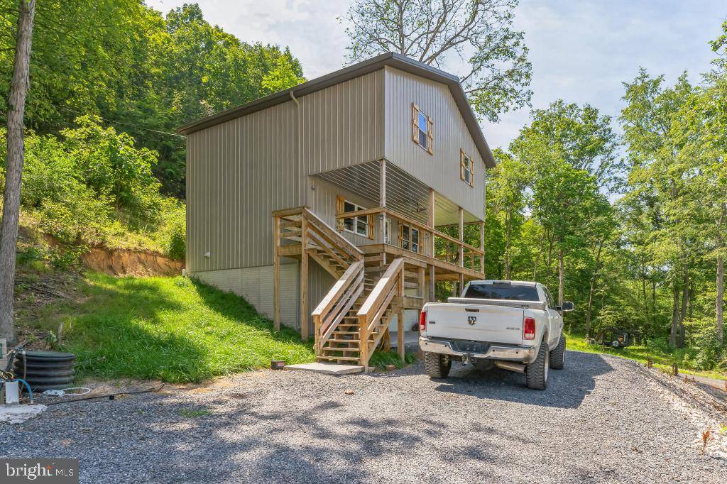 Ridgeley, WV 26753,2054 E PLUM RUN RD