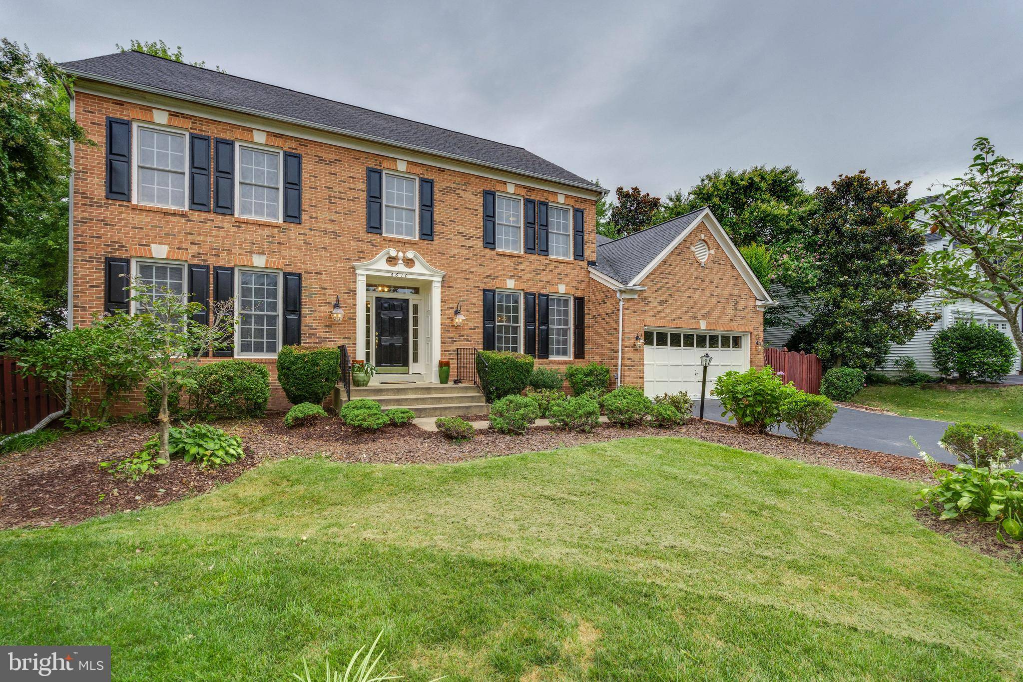 Centreville, VA 20121,6610 OAK ROCK CT