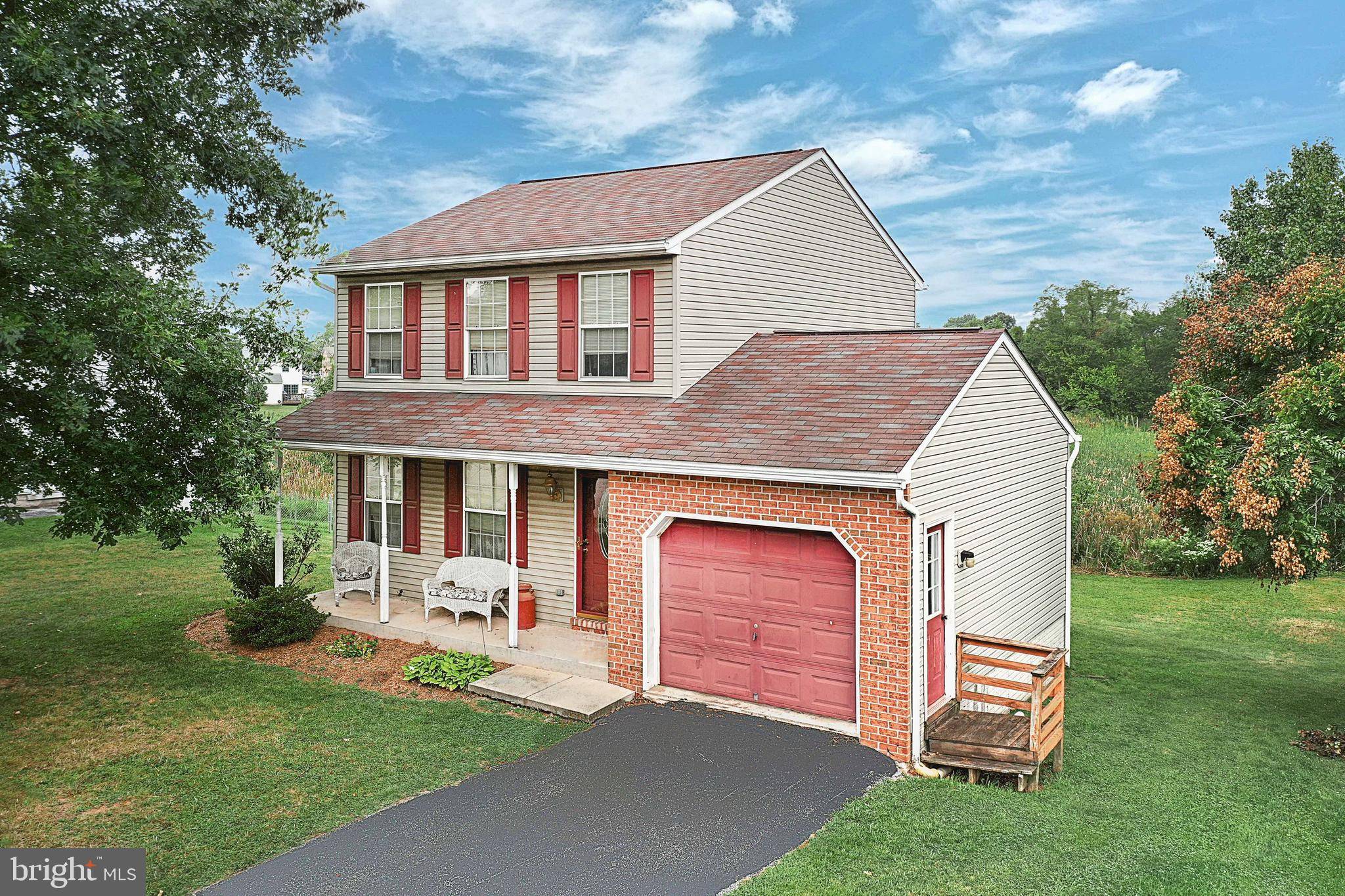 Abbottstown, PA 17301,121 ABBOTTS DR