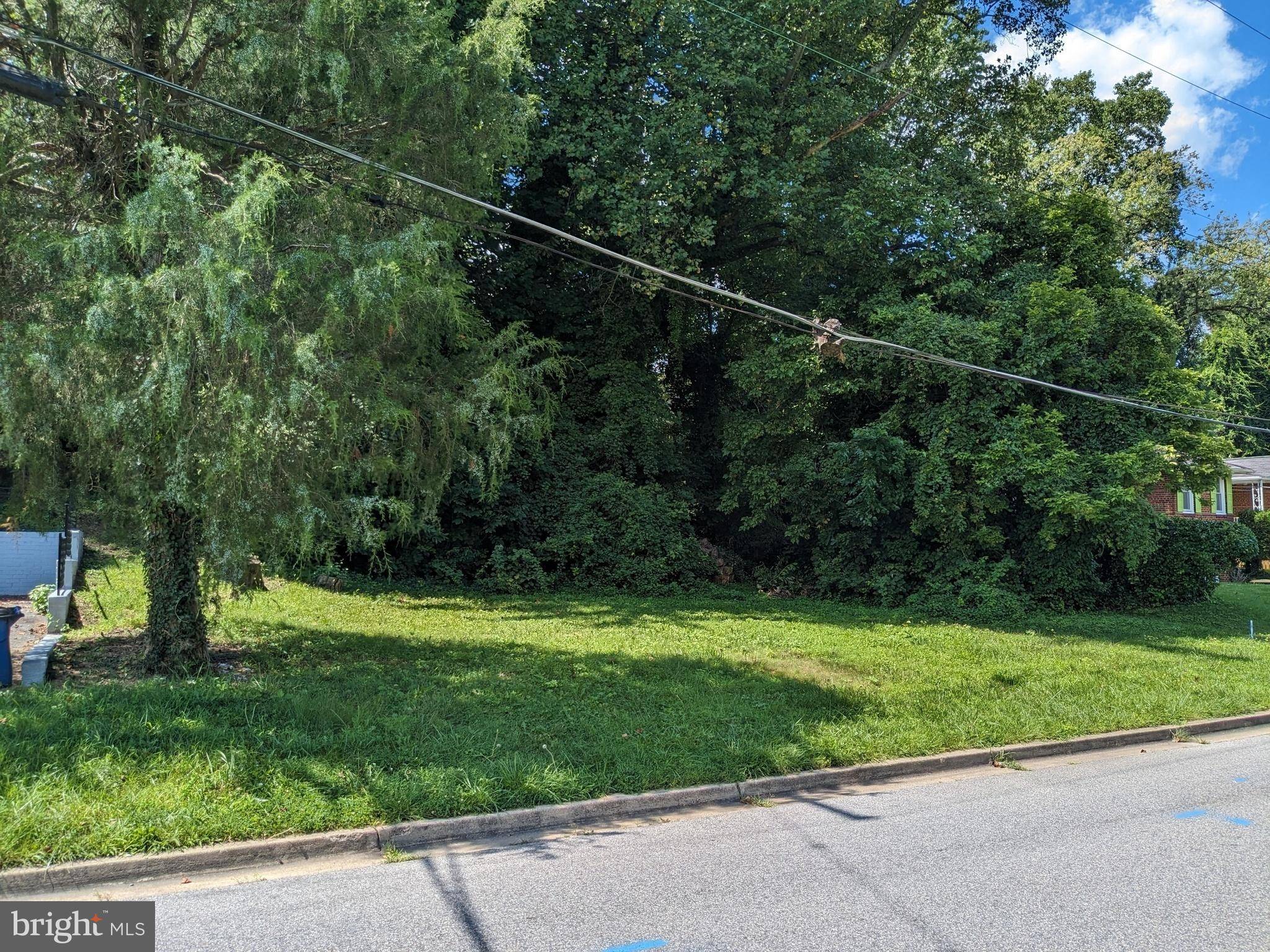 Temple Hills, MD 20748,LOT 15 3305 28TH PKWY