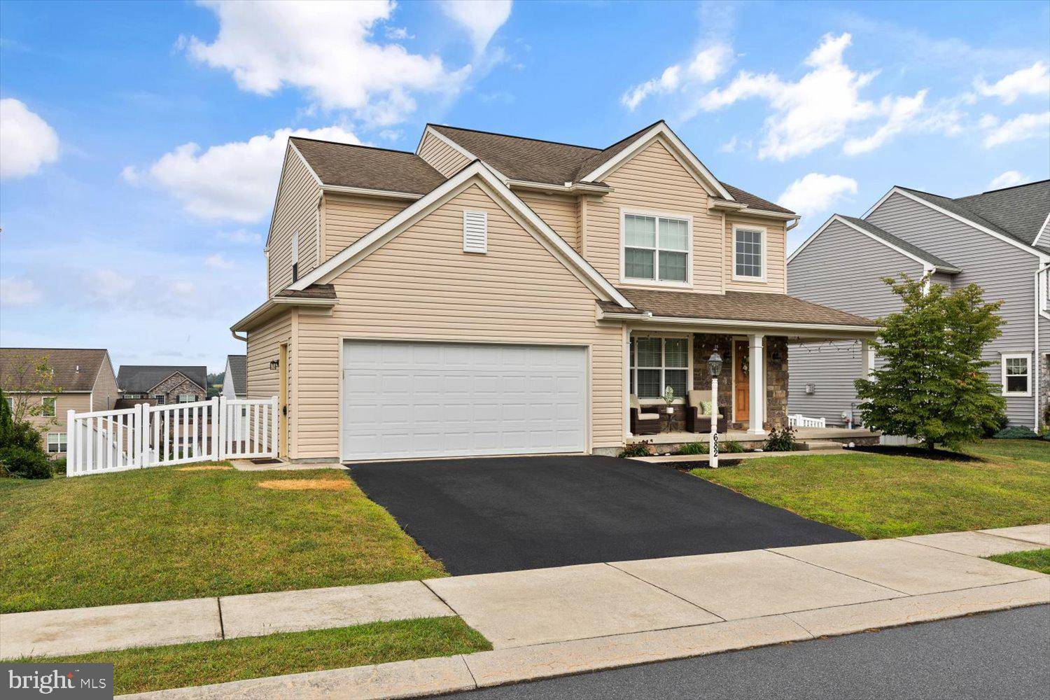 Manheim, PA 17545,682 HAMAKER RD