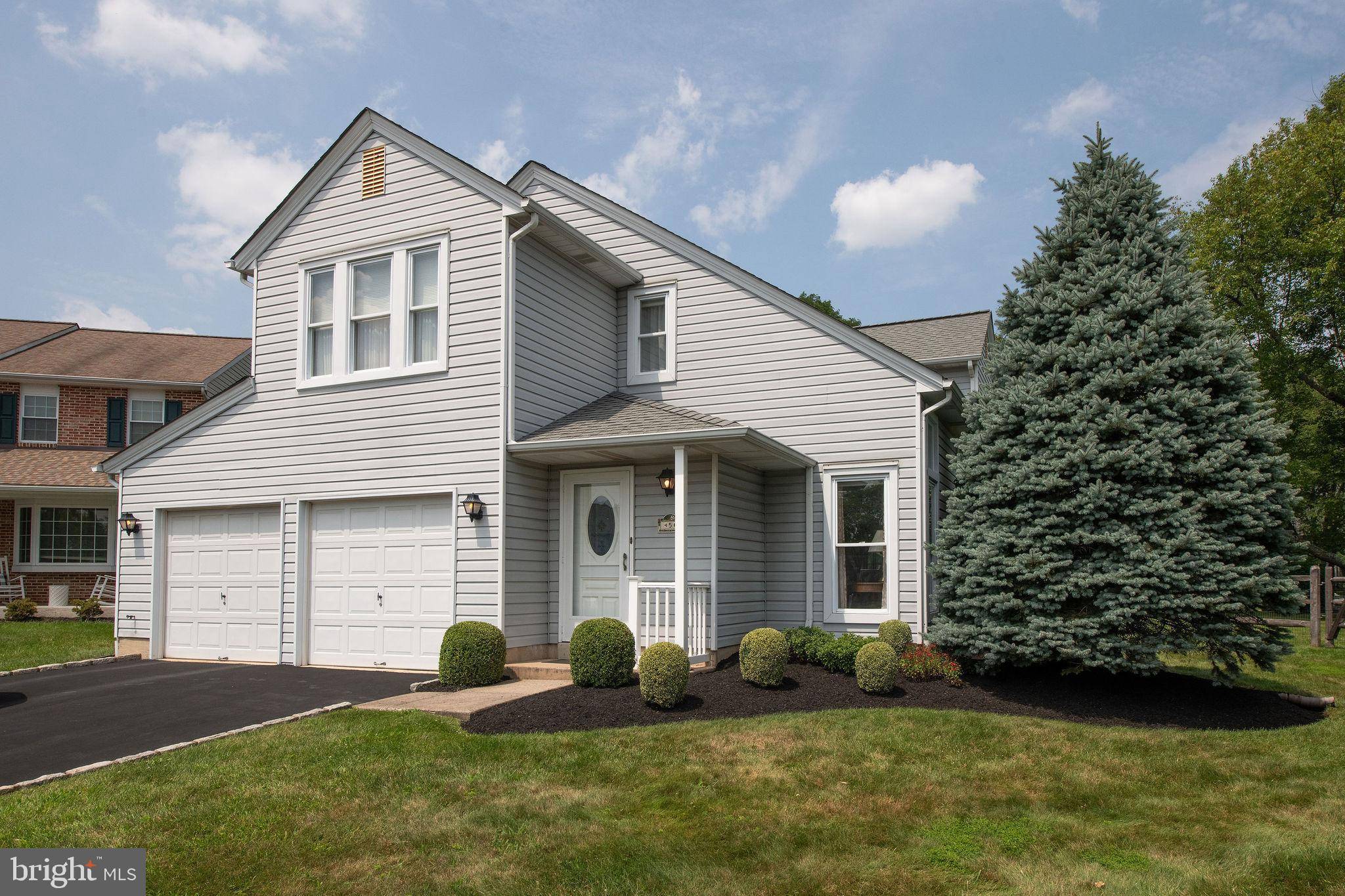 Horsham, PA 19044,5 TREE BARK CIR