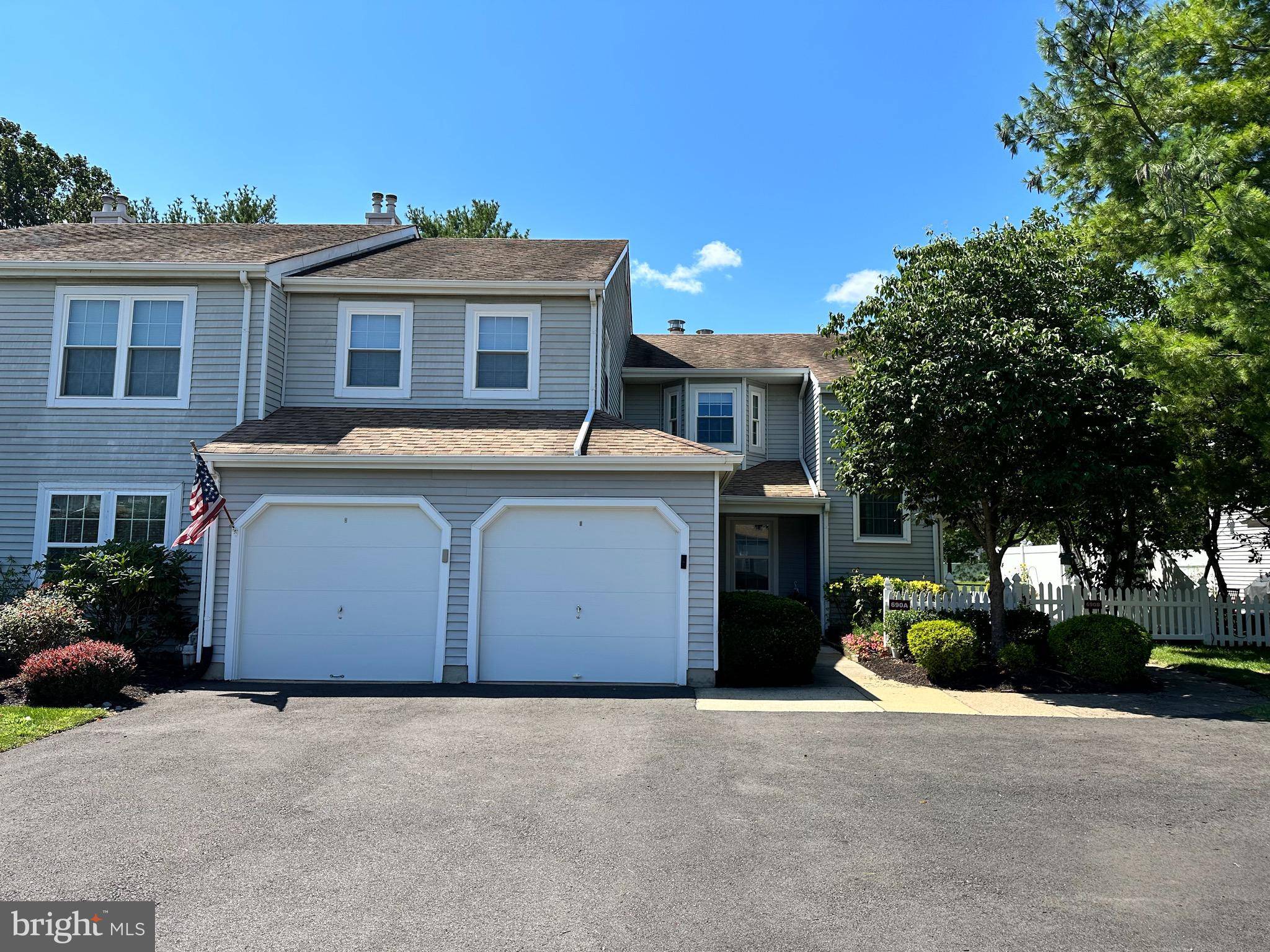 Yardley, PA 19067,690-B ROSE HOLLOW DR