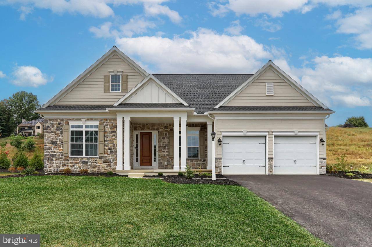 Lititz, PA 17543,1015 VALLEY CROSSING DRIVE