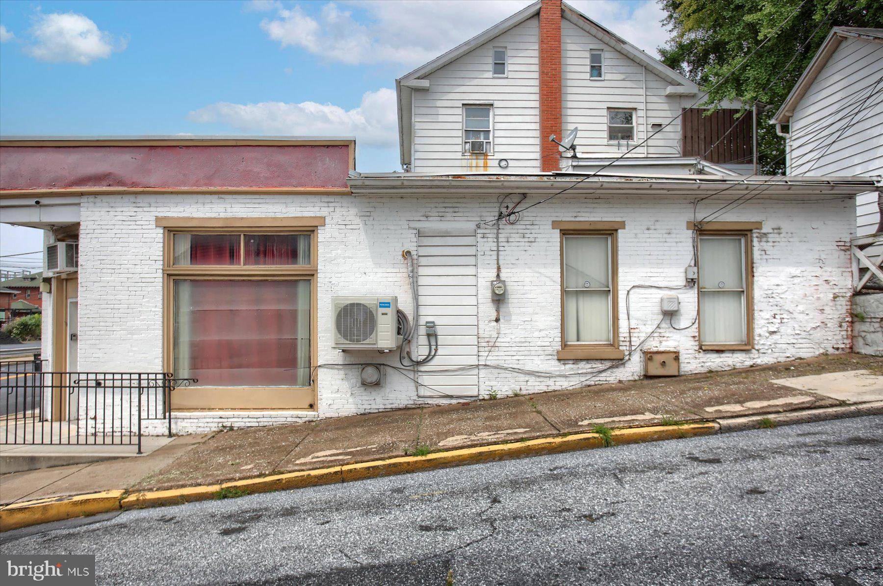 Steelton, PA 17113,261-263 S FRONT ST