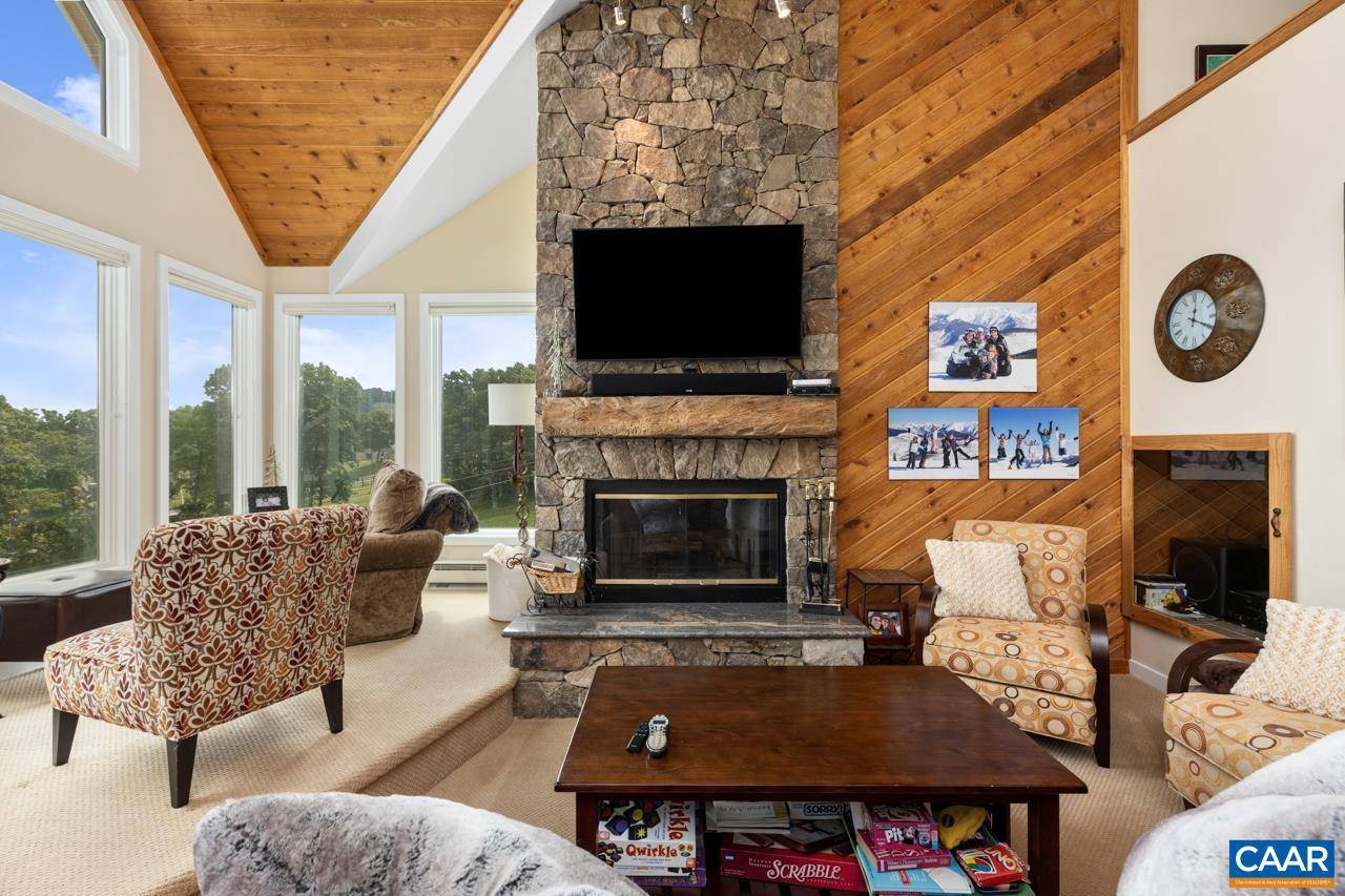 Wintergreen Resort, VA 22967,933 DIAMOND HILL CONDOS