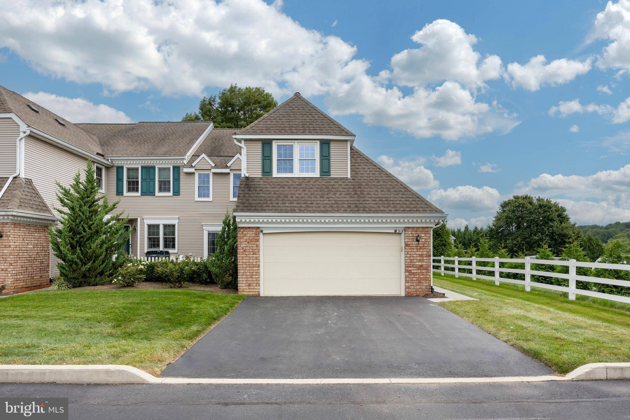 Chester Springs, PA 19425,919 SAMANTHA CIR