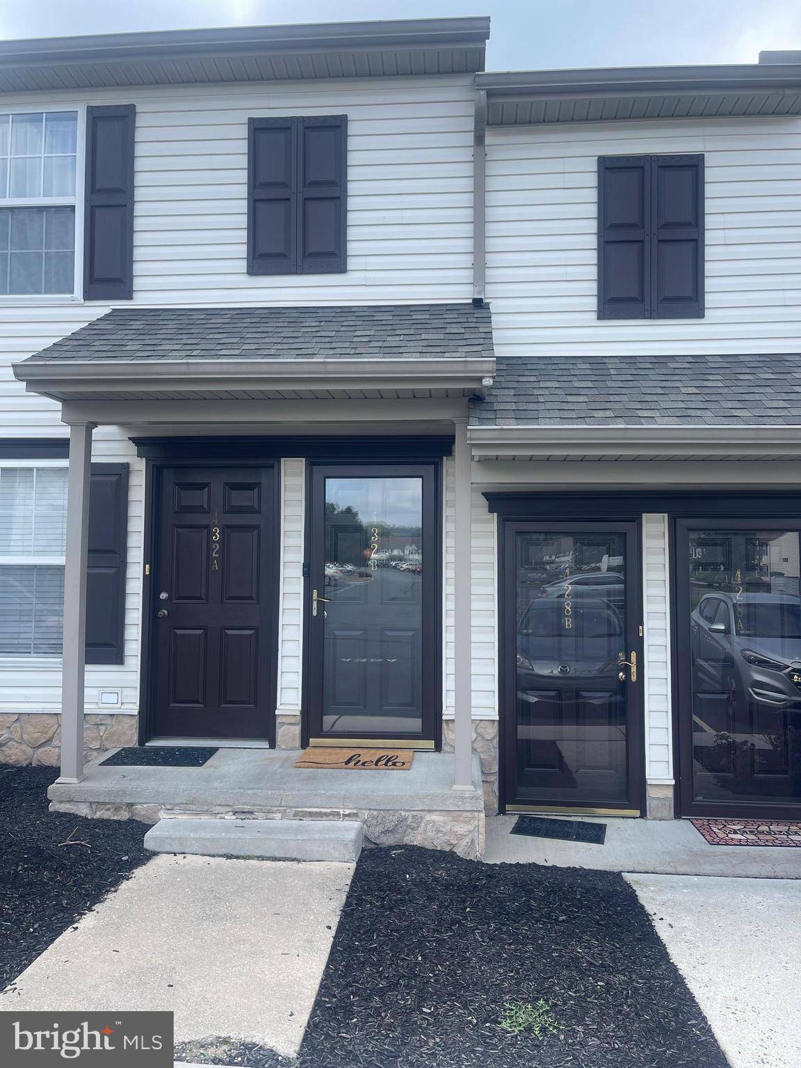 York, PA 17406,432-B BUTTONWOOD LN #432B