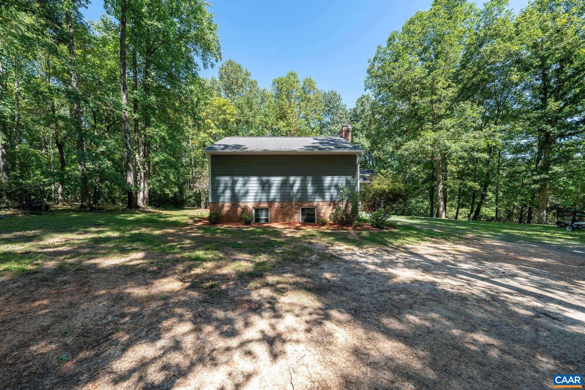 Palmyra, VA 22963,289 THOMASON LN