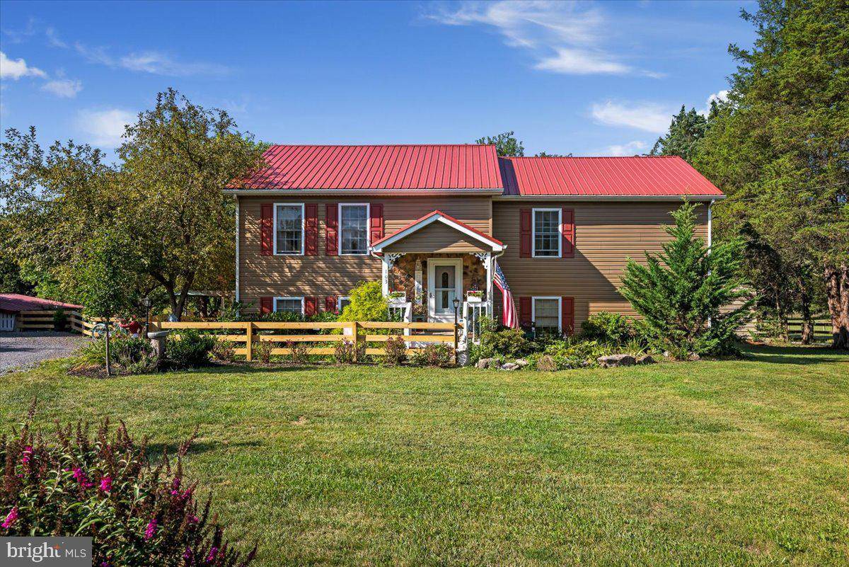 Kearneysville, WV 25430,103 CEDAR GROVE LN