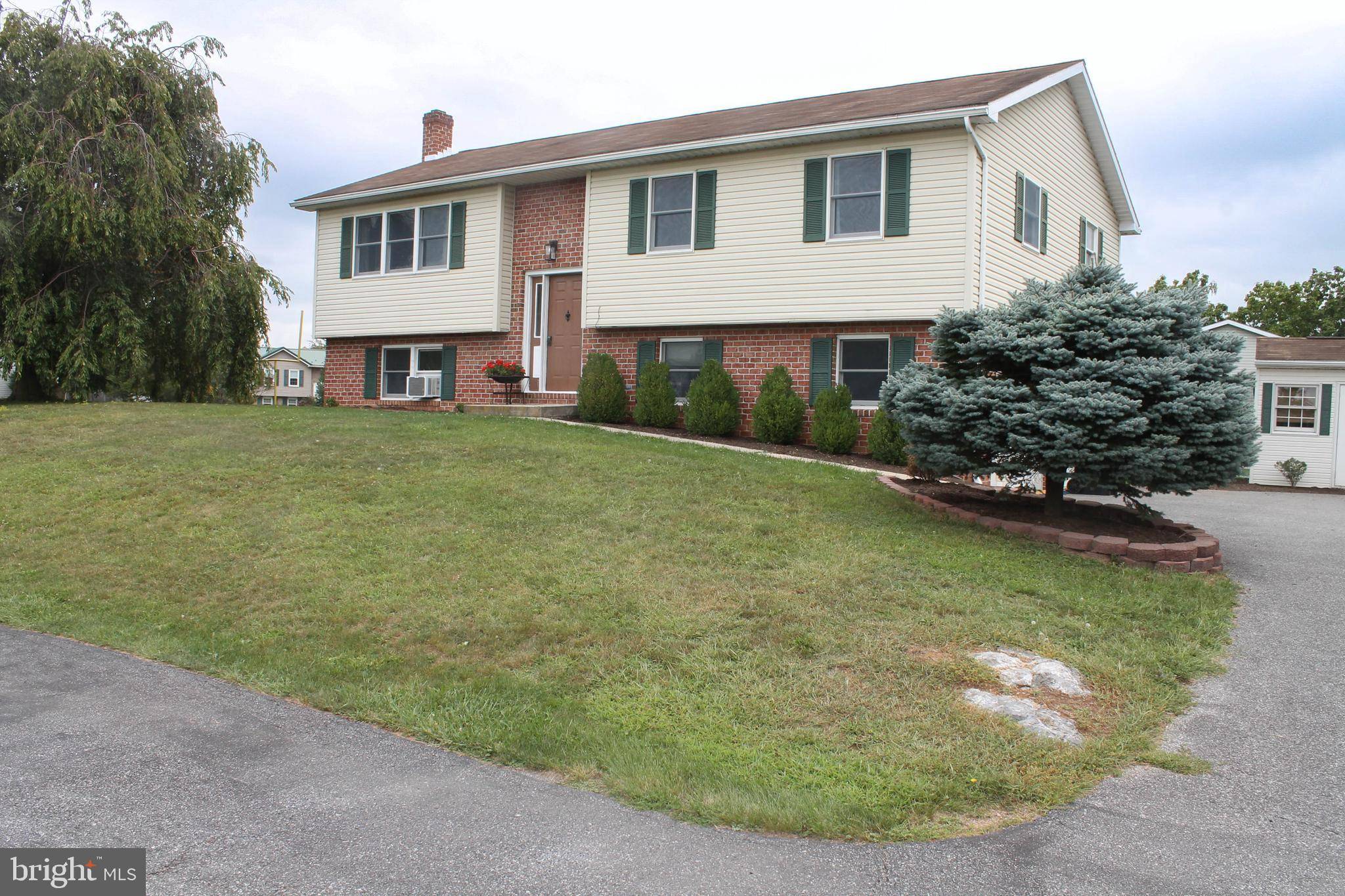 Shippensburg, PA 17257,111 BENNELTON DRIVE