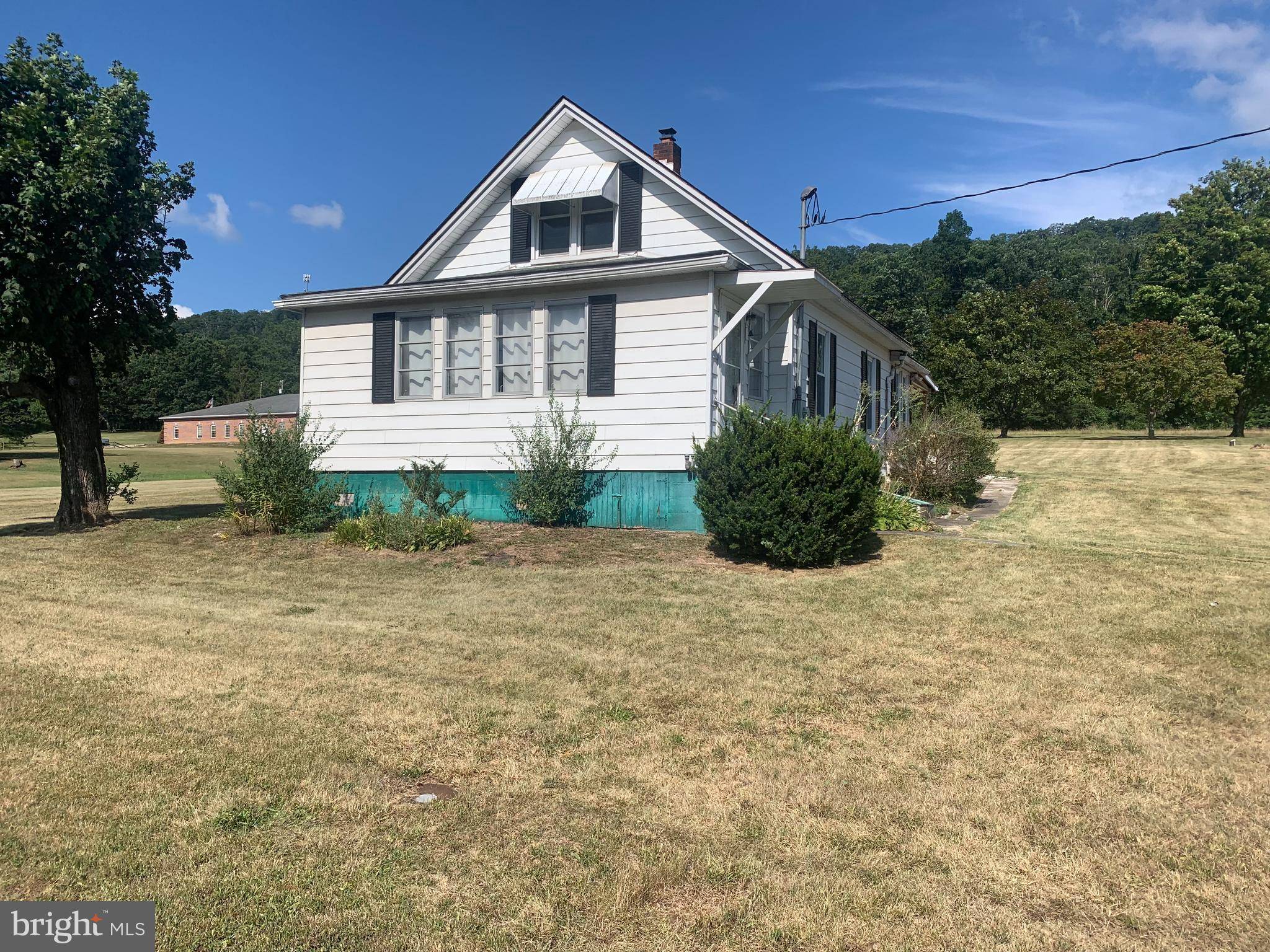 Berkeley Springs, WV 25411,11 GRAY RIDGE LN