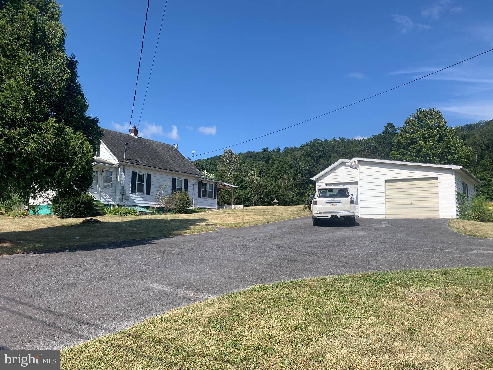 Berkeley Springs, WV 25411,11 GRAY RIDGE LN