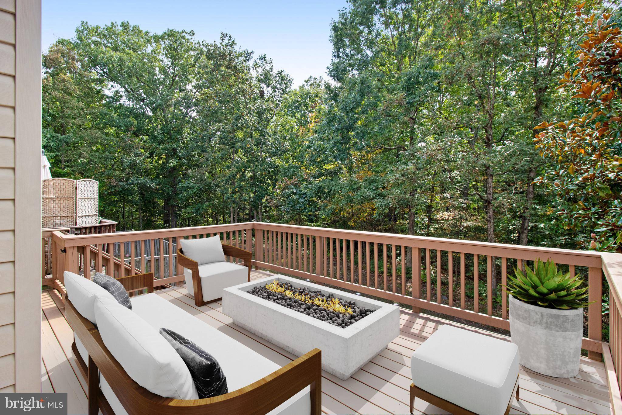 Centreville, VA 20121,6907 RIDGE WATER CT