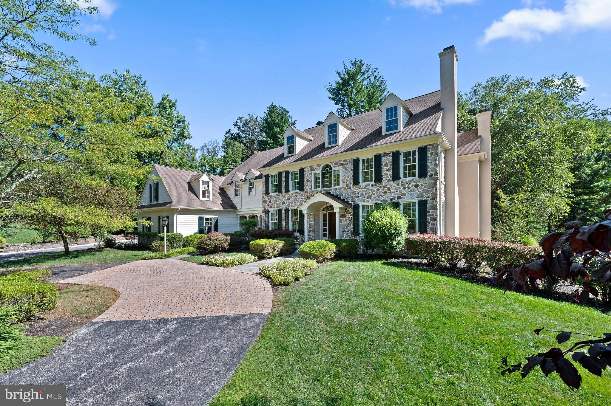 Newtown Square, PA 19073,305 EARLES LN