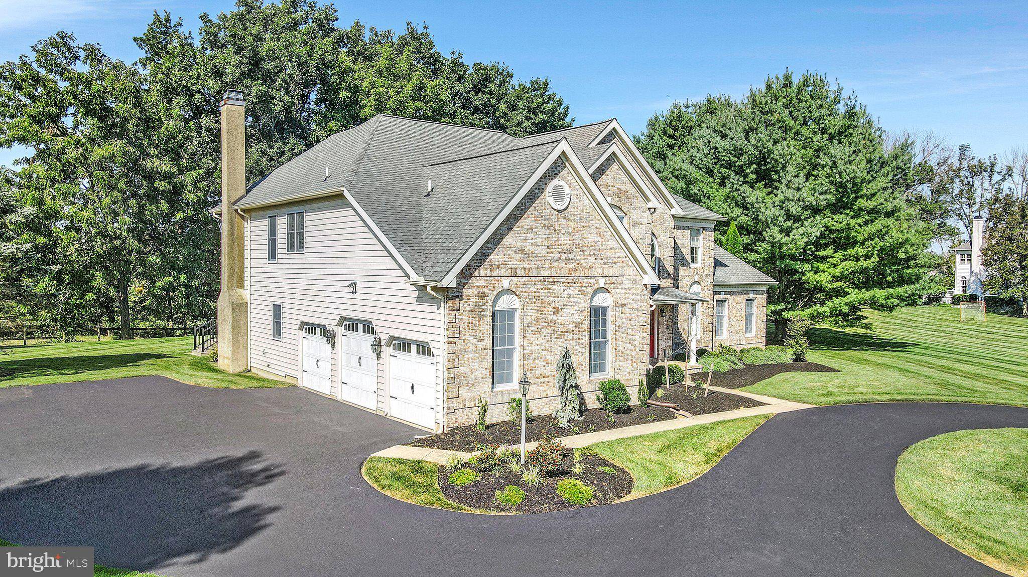 West Chester, PA 19382,402 CIRCLE TOP LN