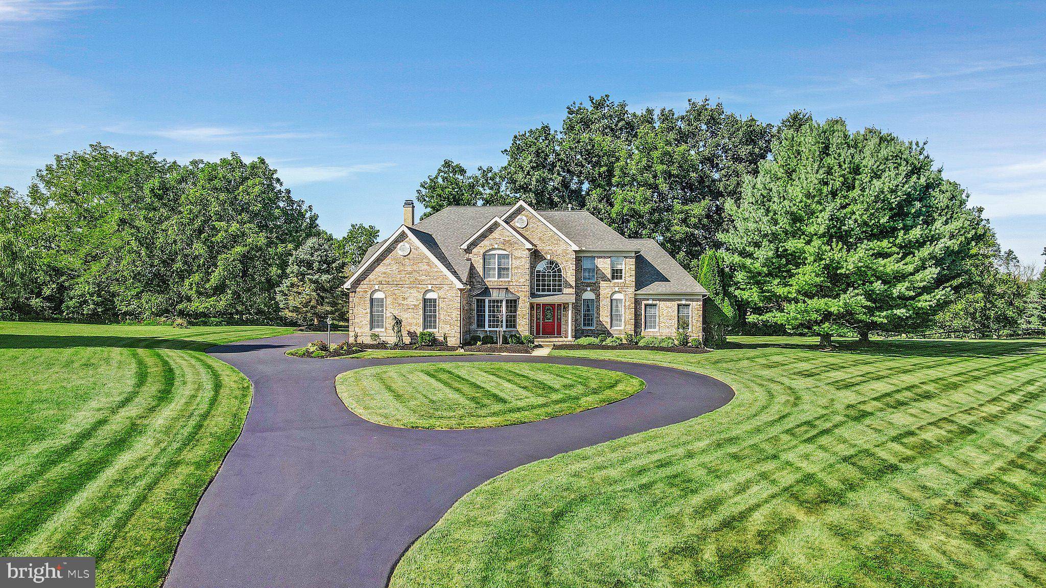 West Chester, PA 19382,402 CIRCLE TOP LN