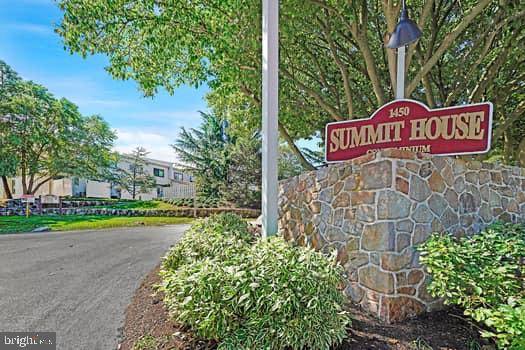 West Chester, PA 19382,547 SUMMIT HOUSE