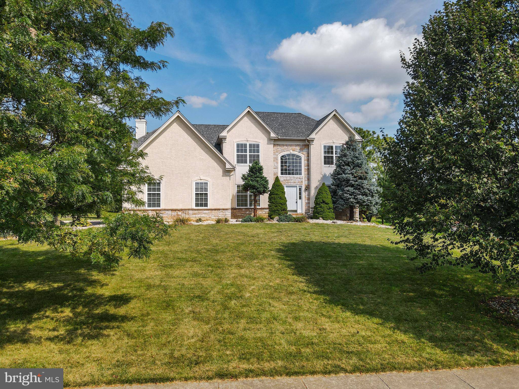 Easton, PA 18045,4330 CROSSWINDS DR