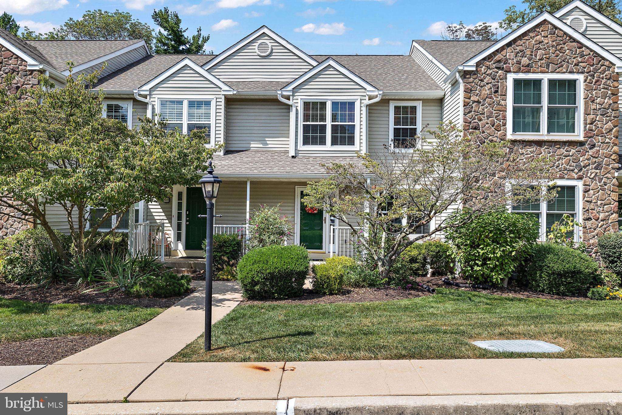 West Chester, PA 19382,886 AMBER LN