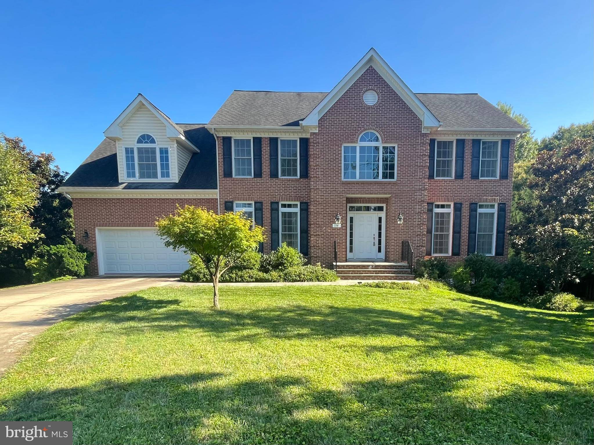 Mclean, VA 22101,1541 DAHLIA CT