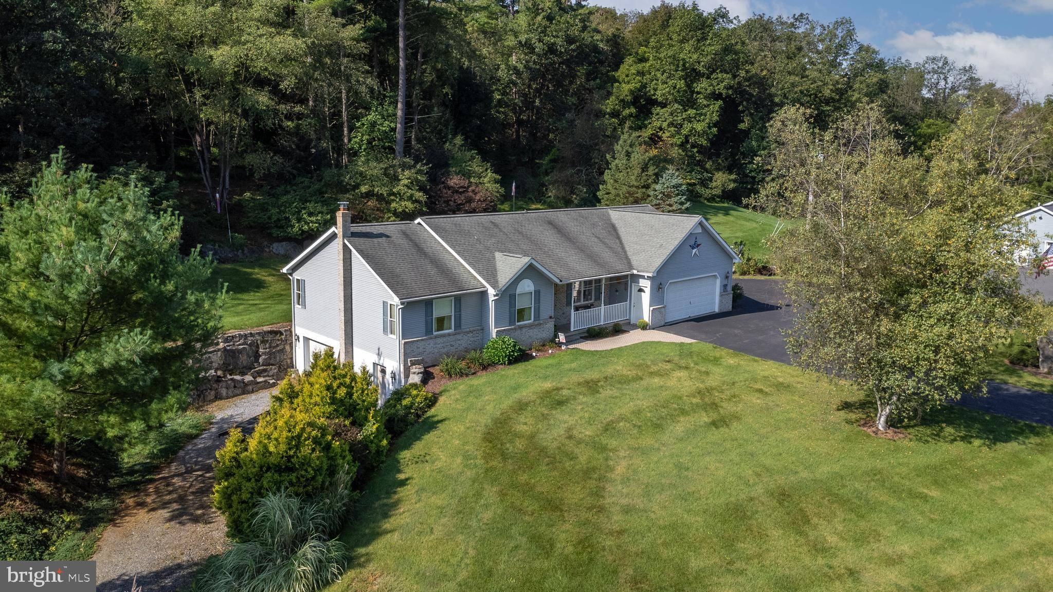 Bellefonte, PA 16823,125 TALL PINES LN