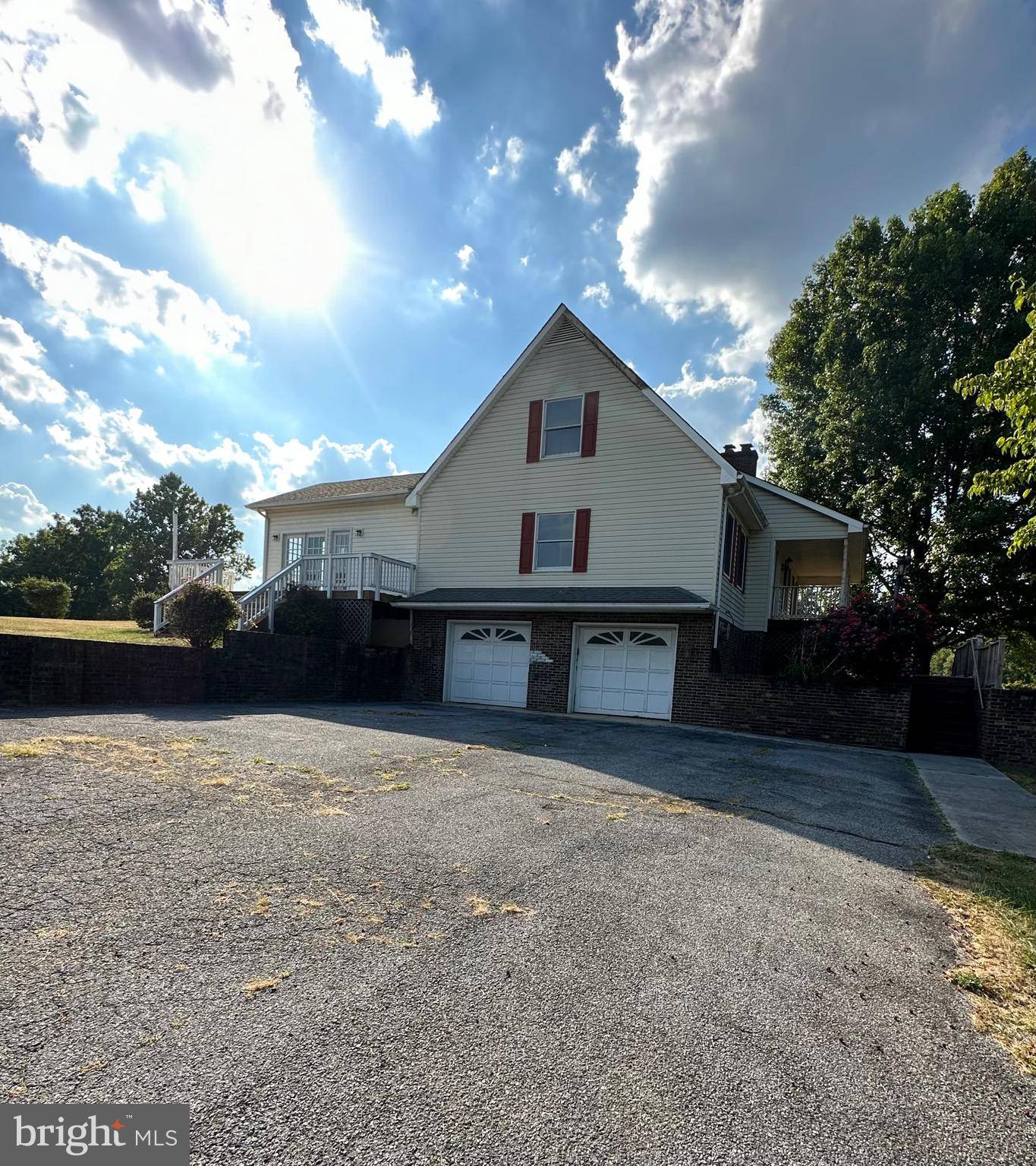 Front Royal, VA 22630,3840 RIVERMONT DR